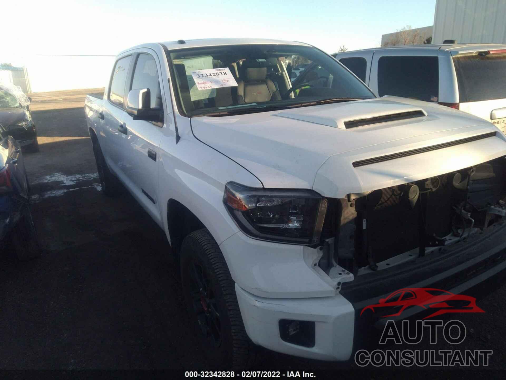 TOYOTA TUNDRA 4WD 2019 - 5TFDY5F14KX862607