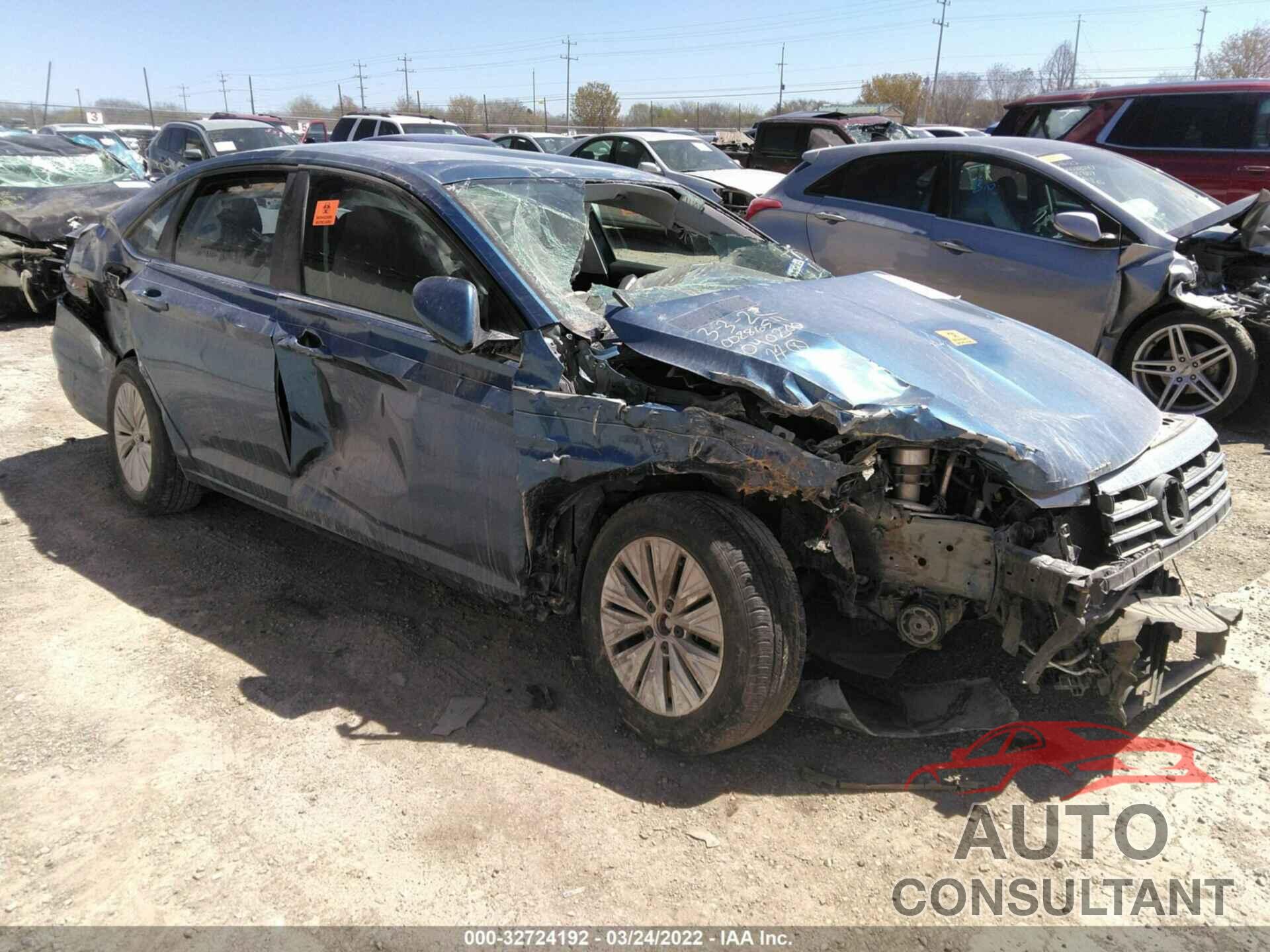 VOLKSWAGEN JETTA 2019 - 3VWC57BU2KM040200