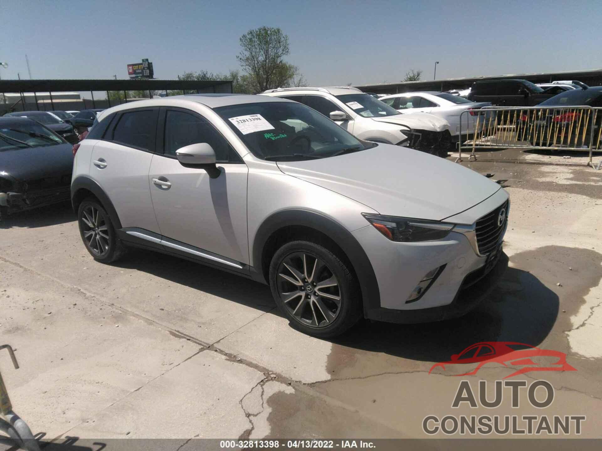 MAZDA CX-3 2018 - JM1DKDD71J0307818