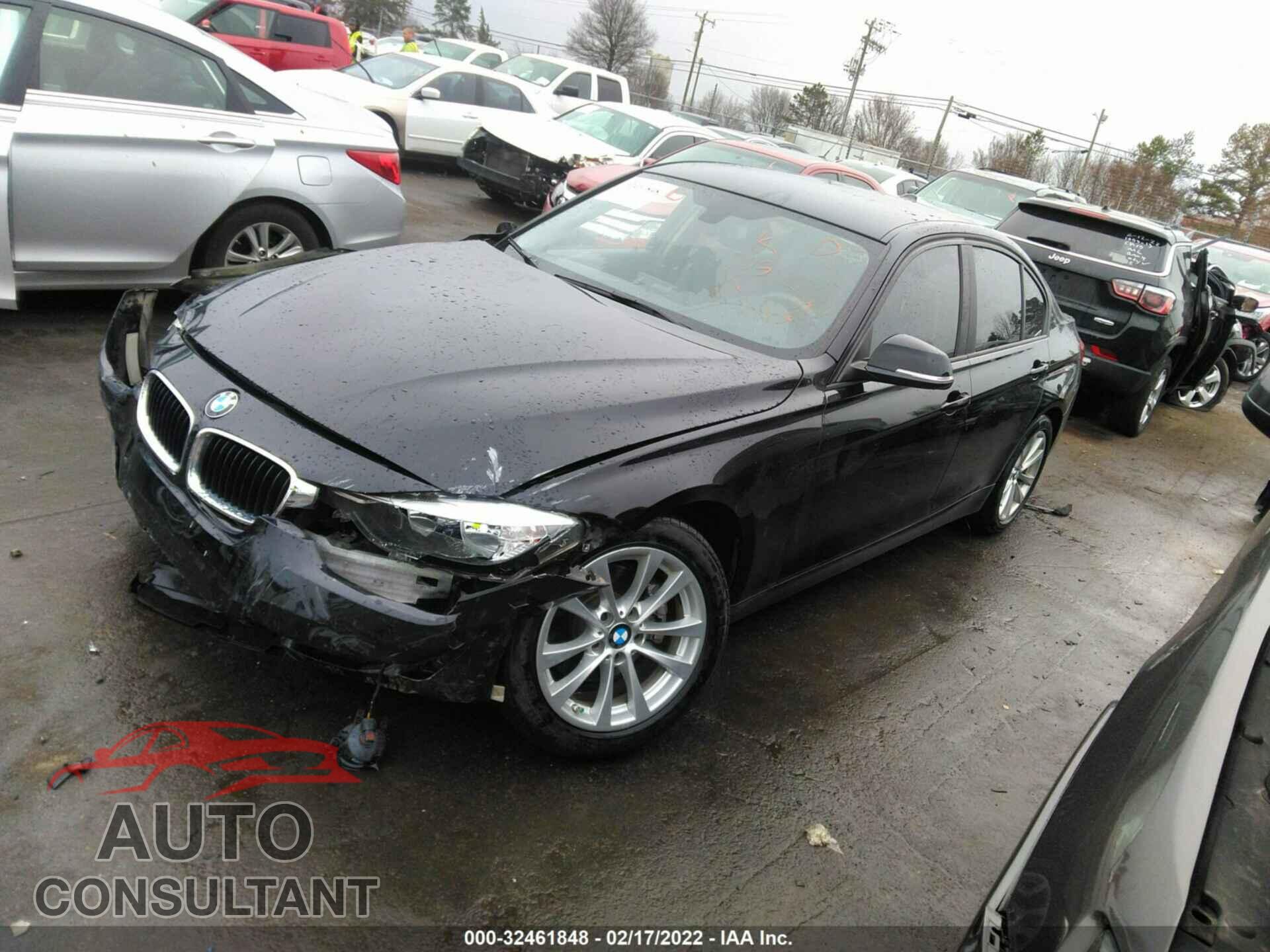 BMW 3 SERIES 2016 - WBA8E1G56GNU10646