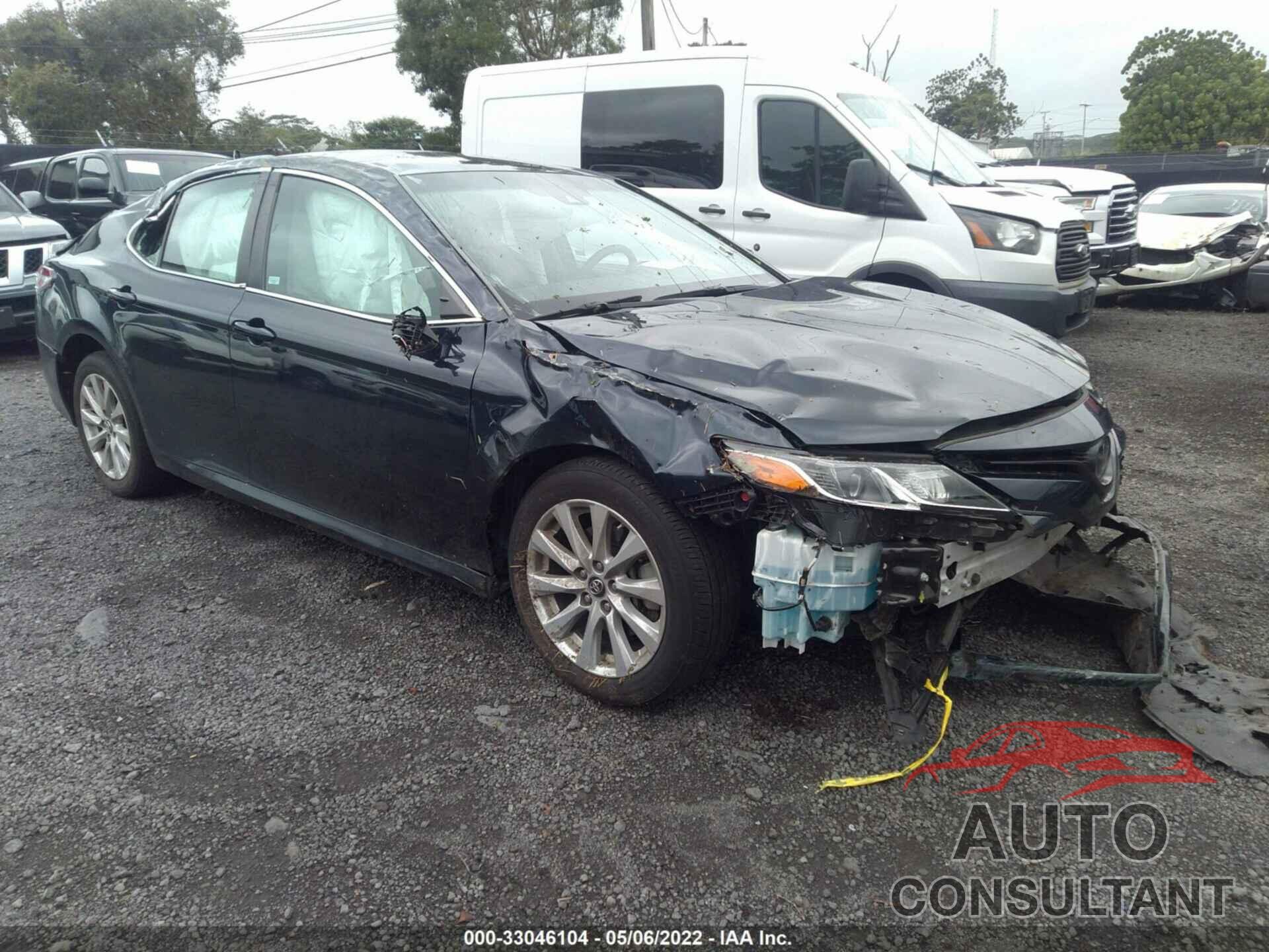TOYOTA CAMRY 2018 - 4T1B11HK6JU589563