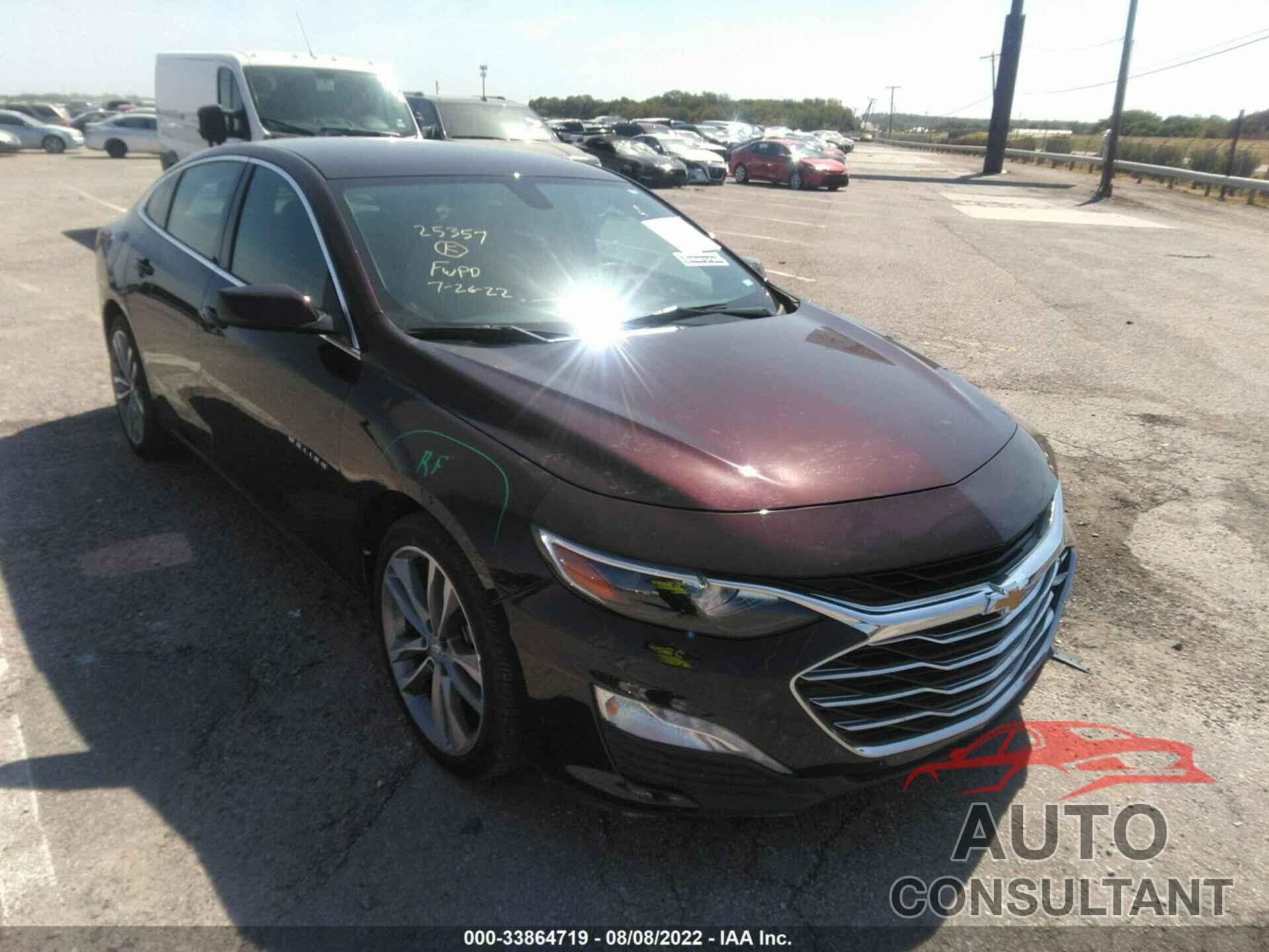 CHEVROLET MALIBU 2021 - 1G1ZD5ST3MF067915