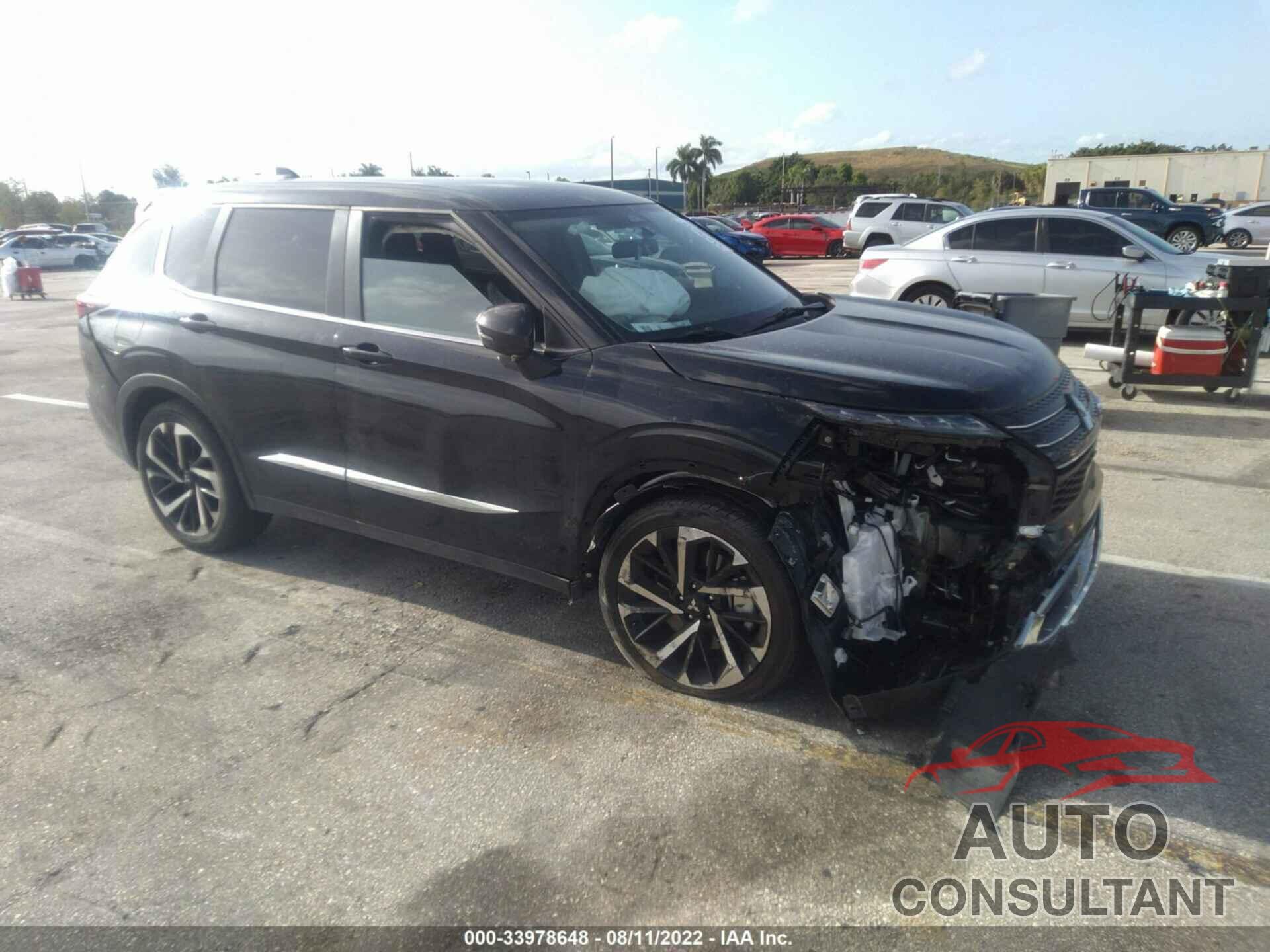 MITSUBISHI OUTLANDER 2022 - JA4J3UA86NZ032777
