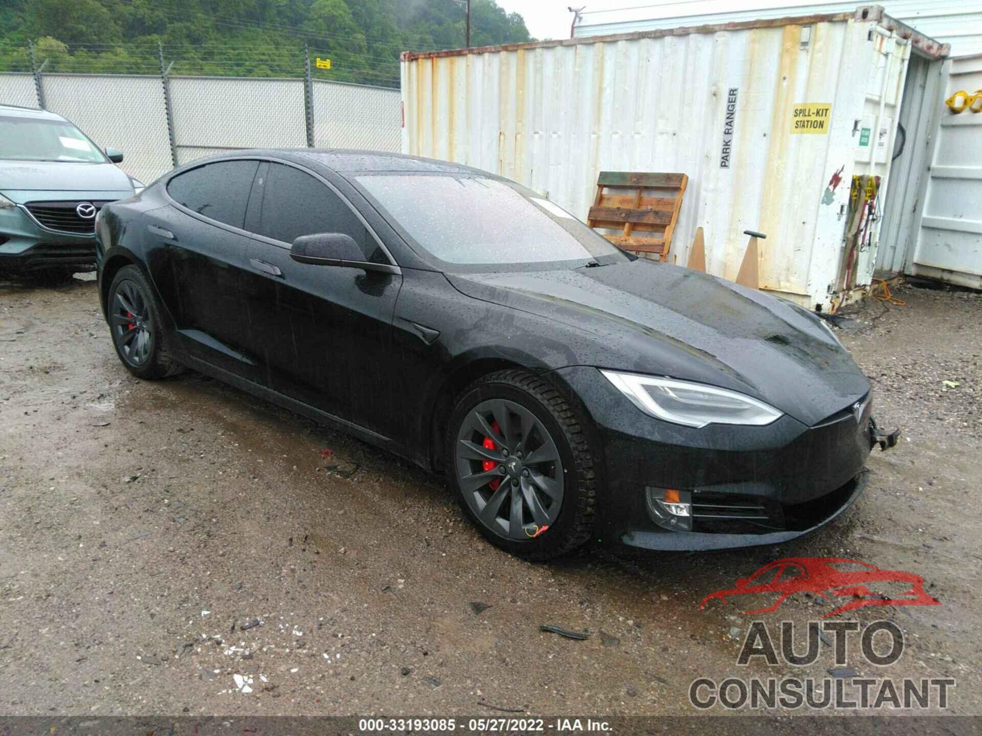 TESLA MODEL S 2019 - 5YJSA1E4XKF330398