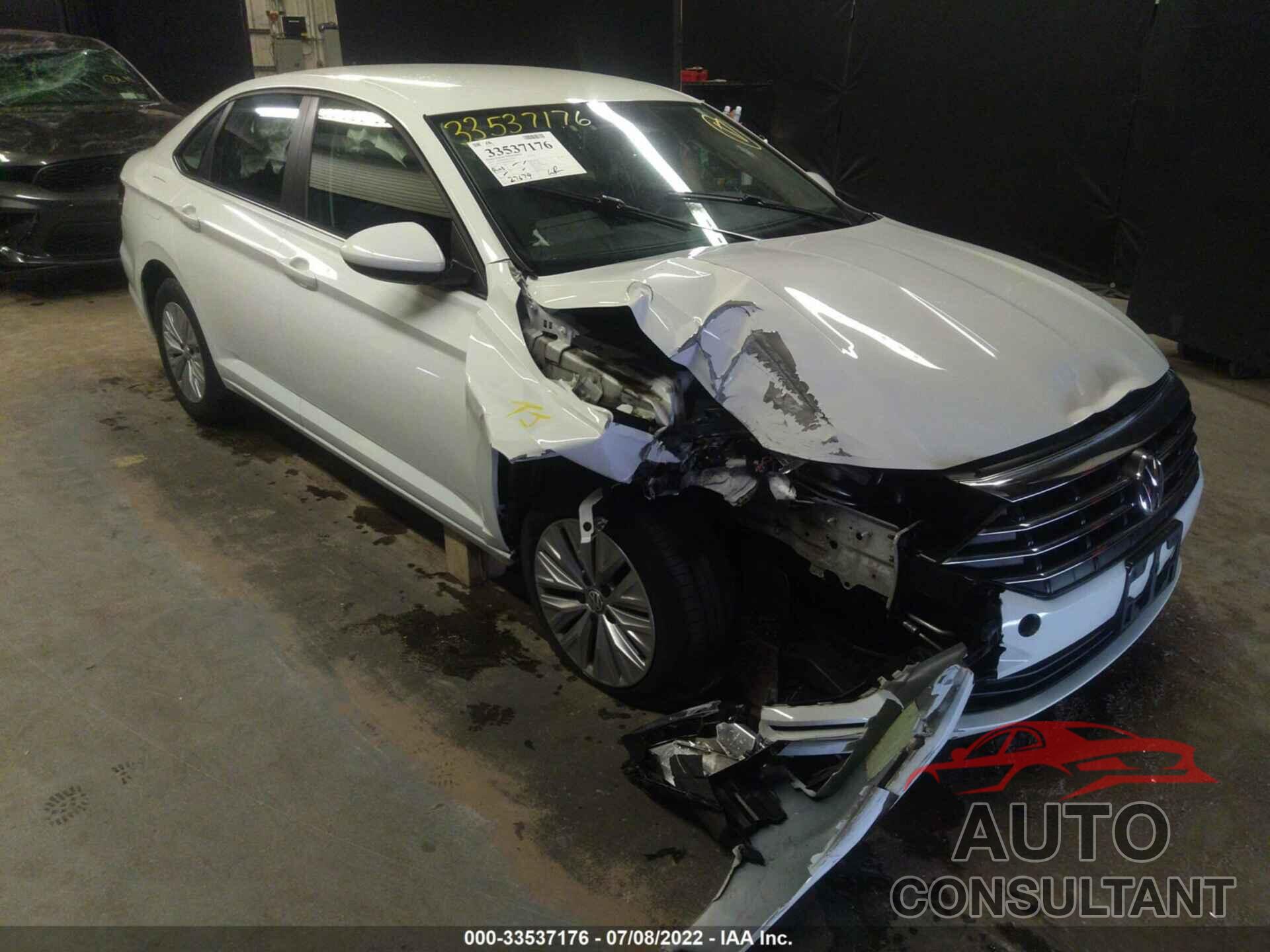 VOLKSWAGEN JETTA 2019 - 3VWC57BU8KM055106