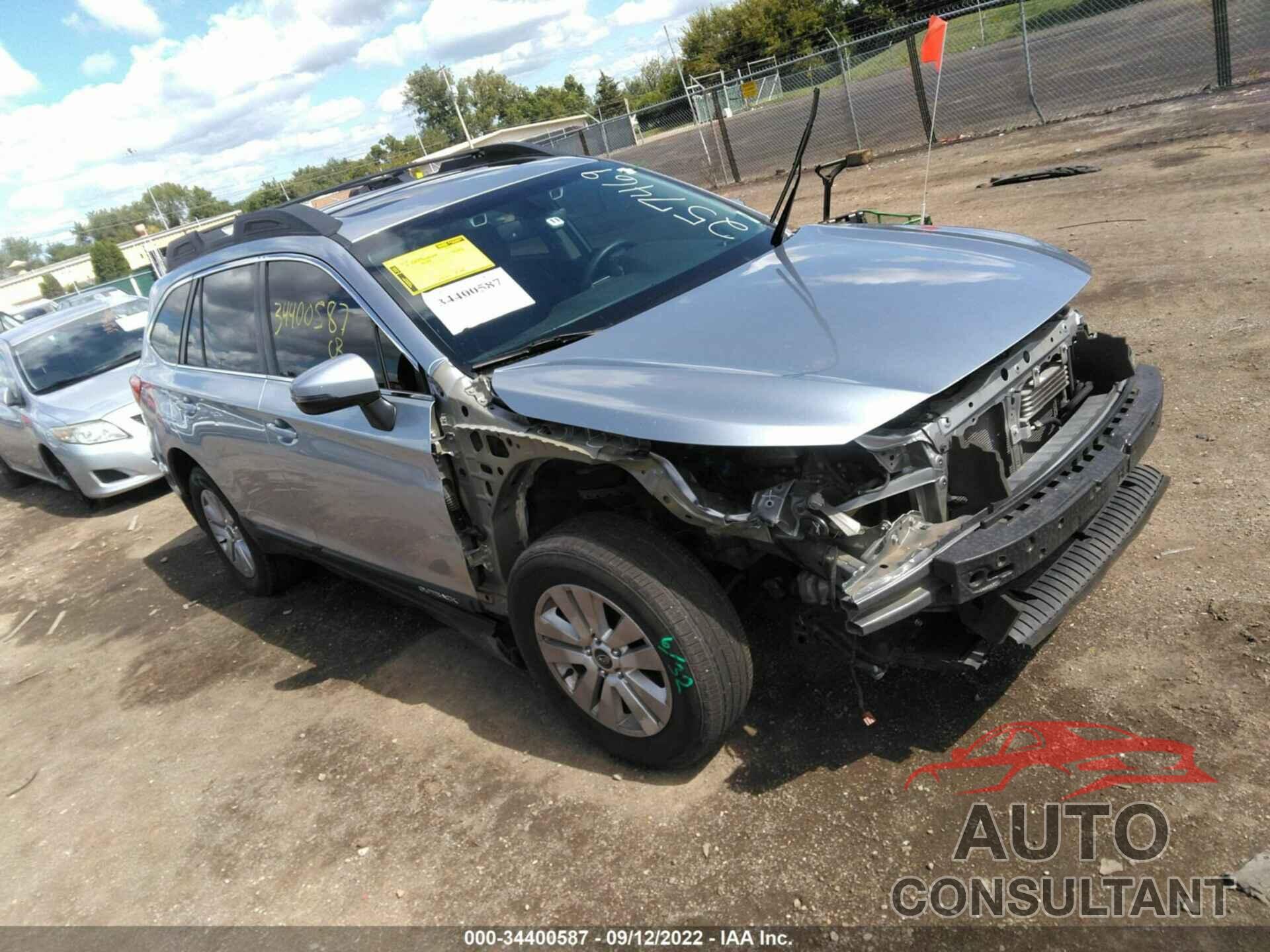 SUBARU OUTBACK 2018 - 4S4BSAHC4J3257469