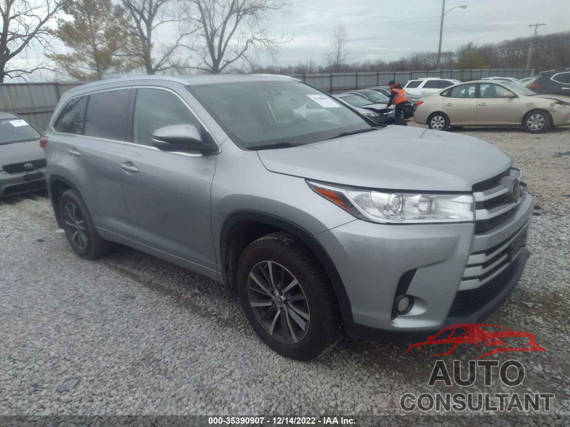 TOYOTA HIGHLANDER 2018 - 5TDJZRFHXJS845044