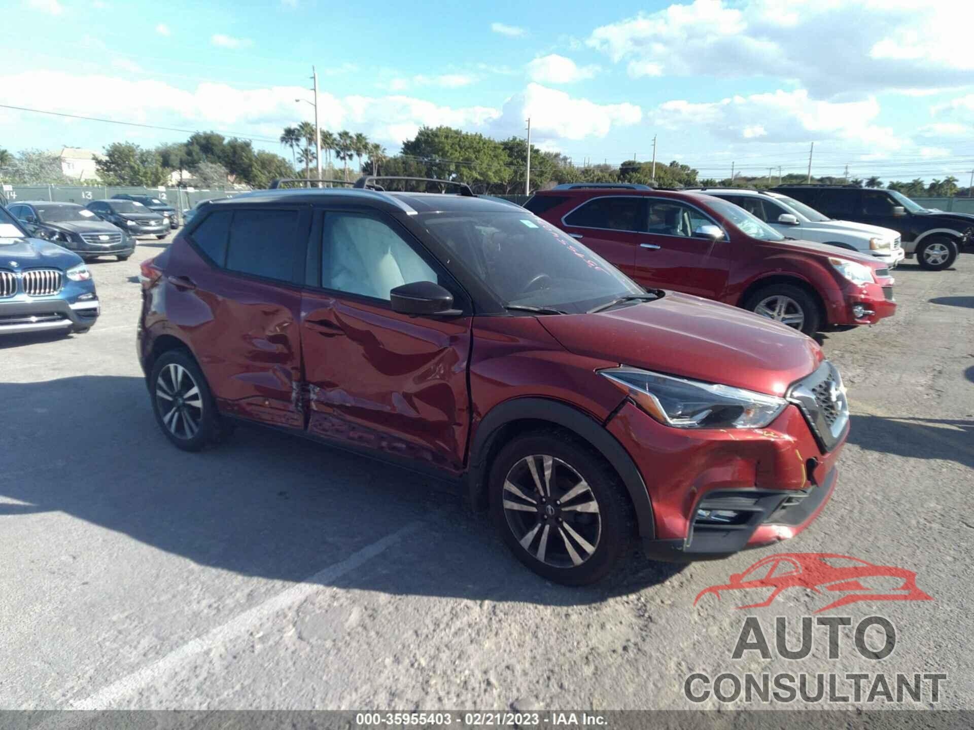 NISSAN KICKS 2019 - 3N1CP5CU4KL483456