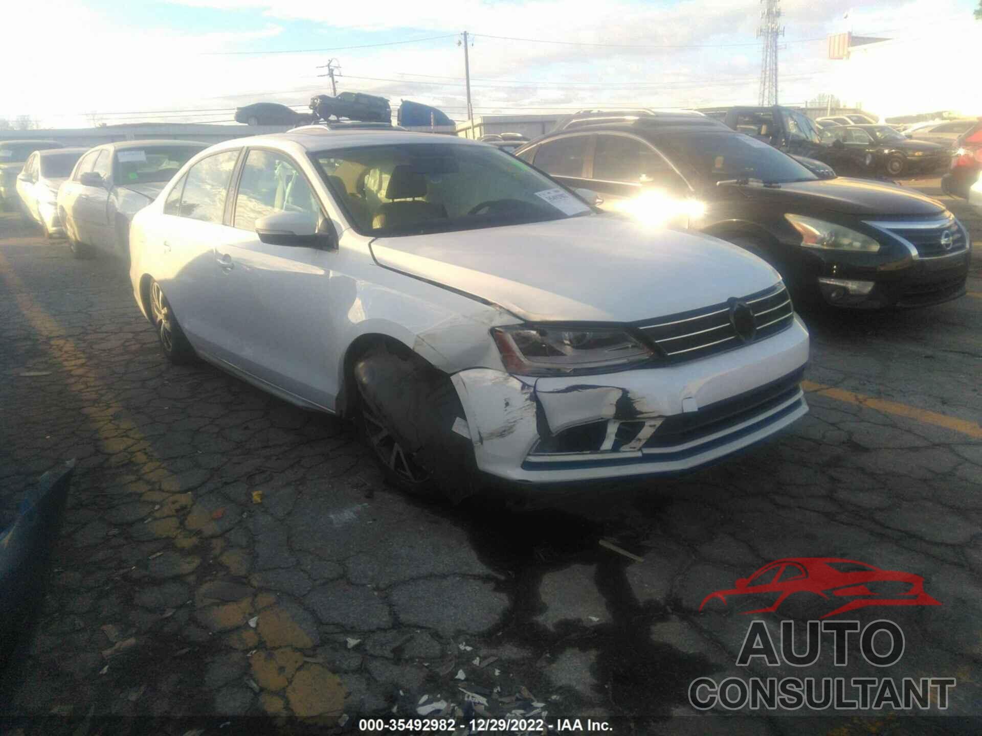 VOLKSWAGEN JETTA 2017 - 3VWDB7AJ5HM353805