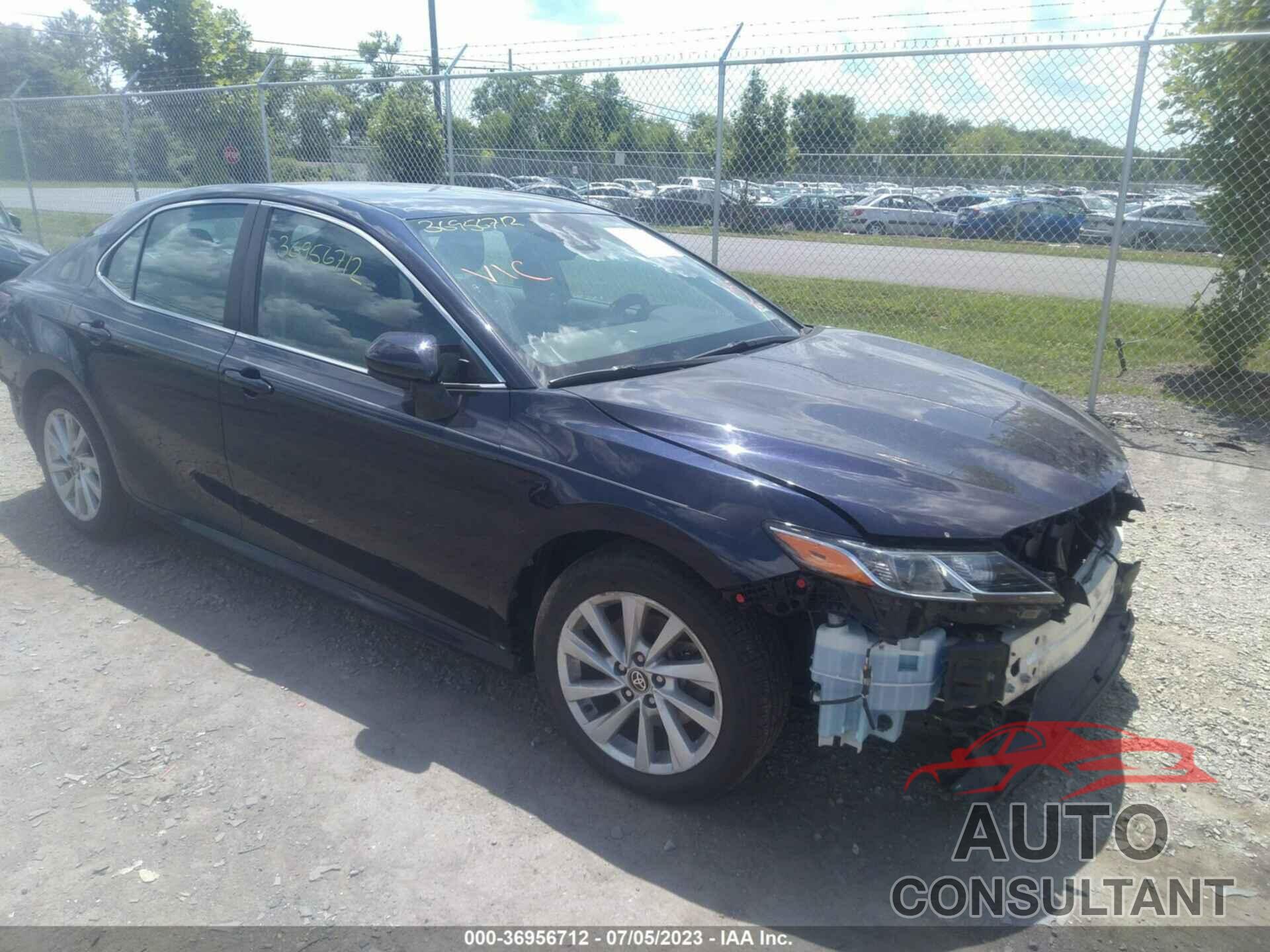 TOYOTA CAMRY 2021 - 4T1C11AK5MU485018