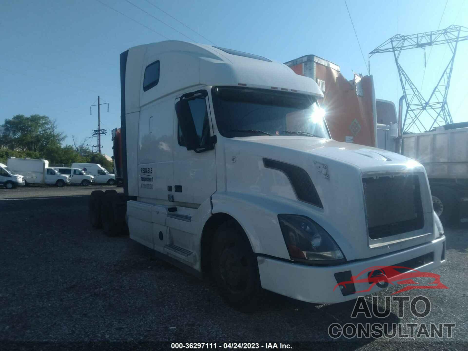 VOLVO VN 2016 - 4V4NC9EH4GN953747