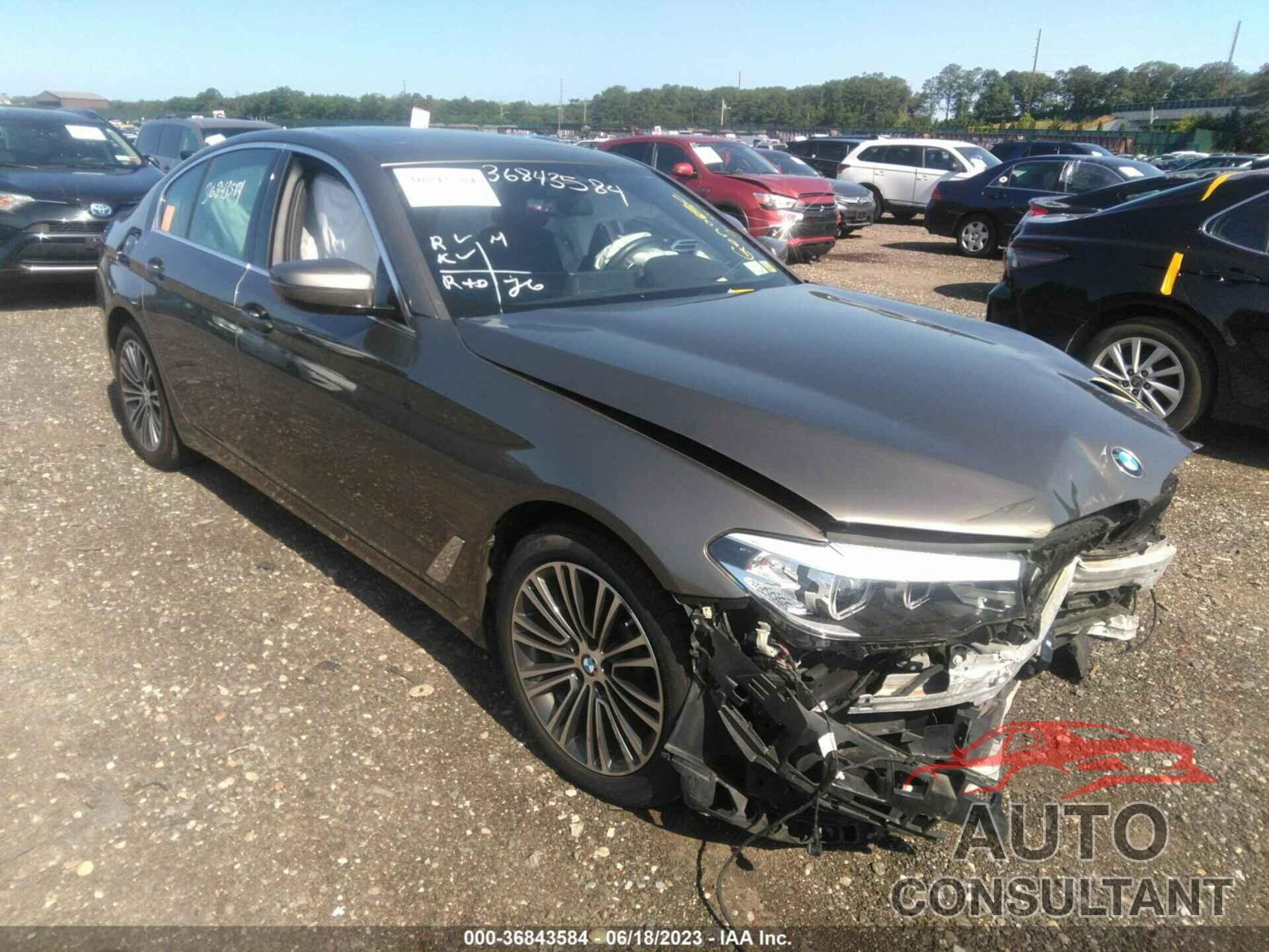 BMW 5 SERIES 2019 - WBAJE7C55KWW40160