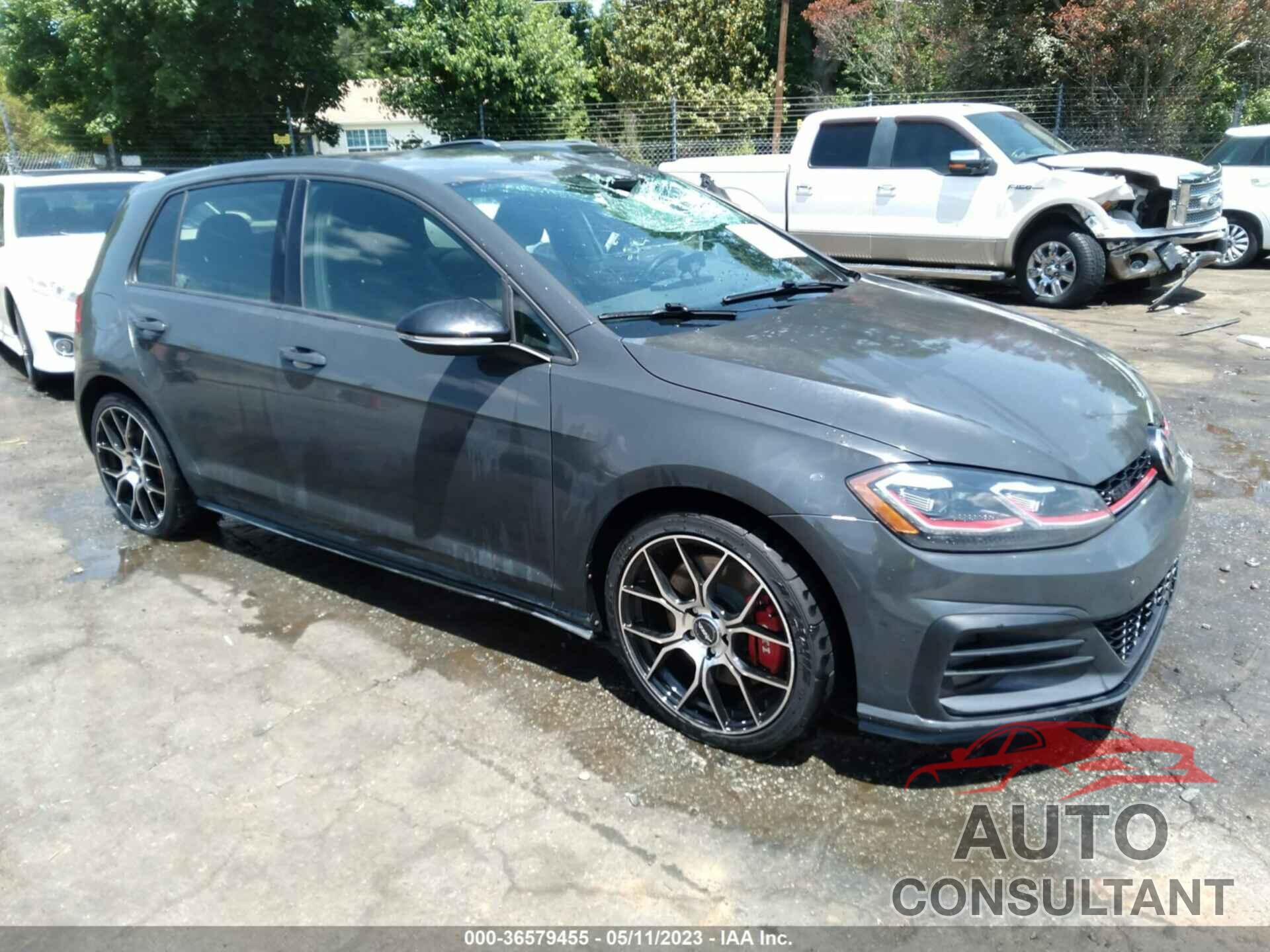 VOLKSWAGEN GOLF GTI 2019 - 3VW5T7AU7KM005393