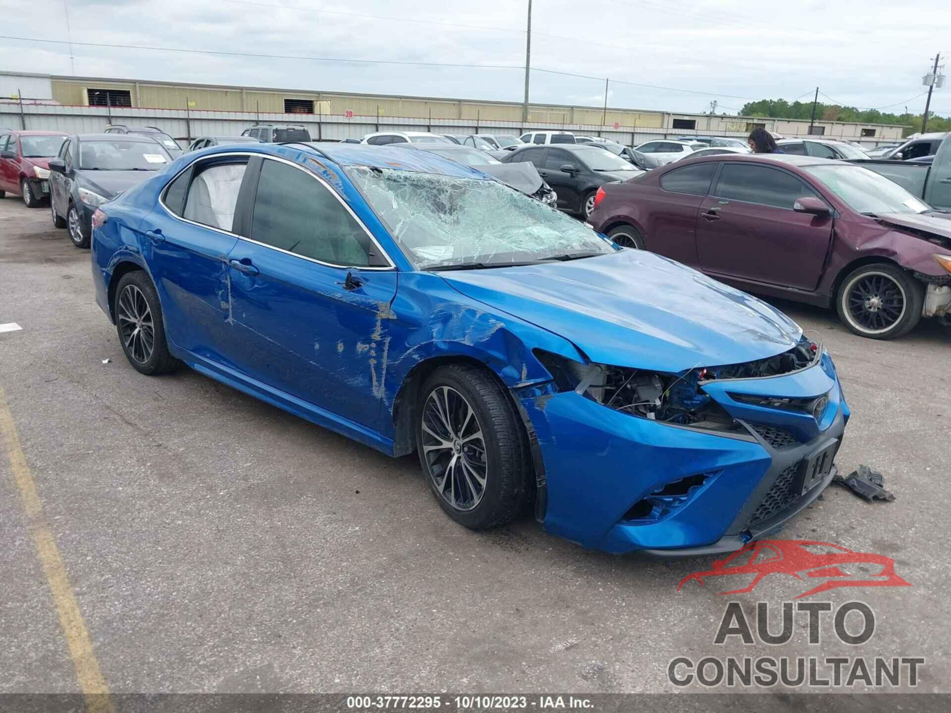 TOYOTA CAMRY 2019 - 4T1B11HK3KU288962
