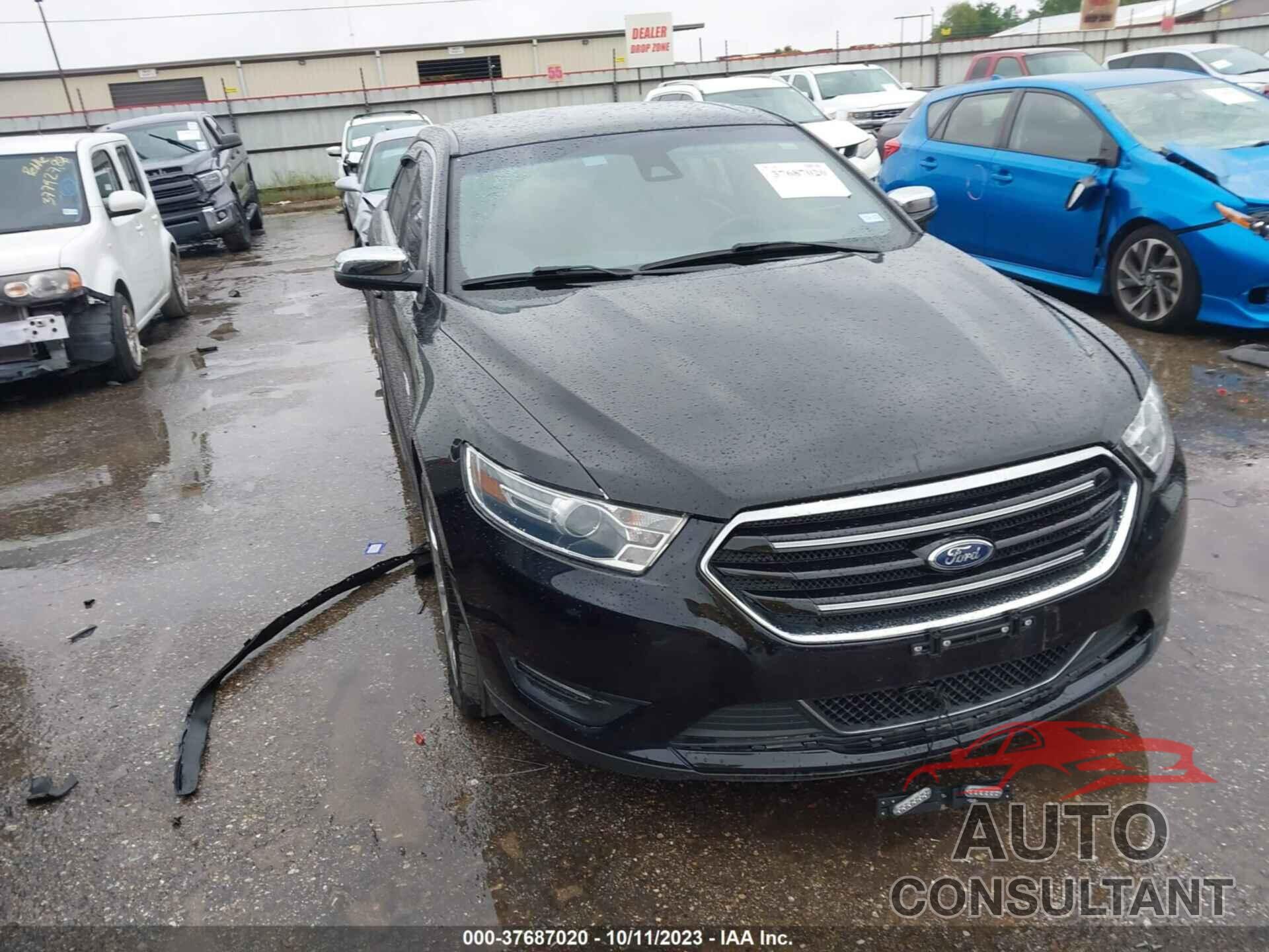 FORD TAURUS 2019 - 1FAHP2F8XKG107595