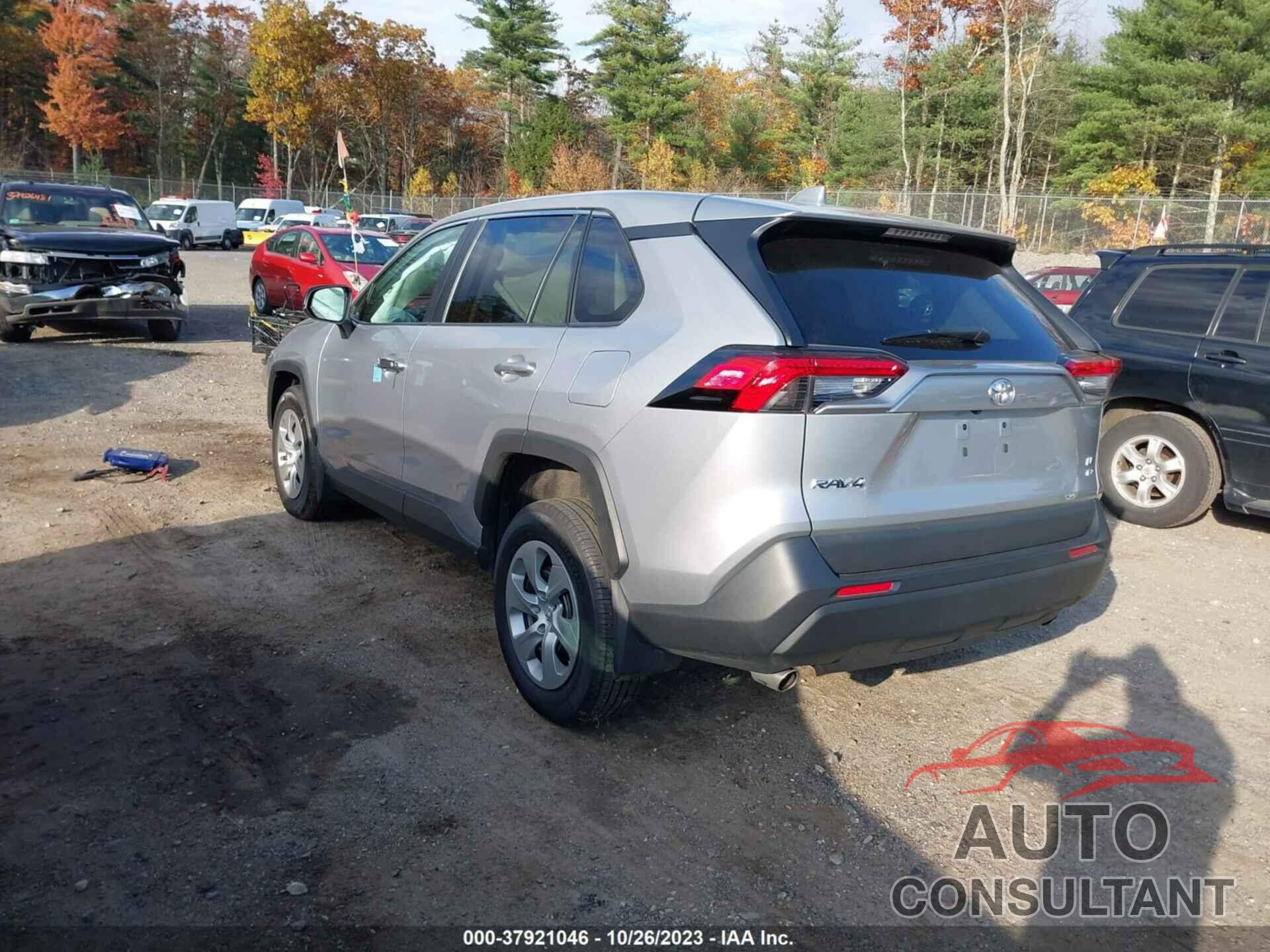 TOYOTA RAV4 2022 - 2T3F1RFV1NW249456