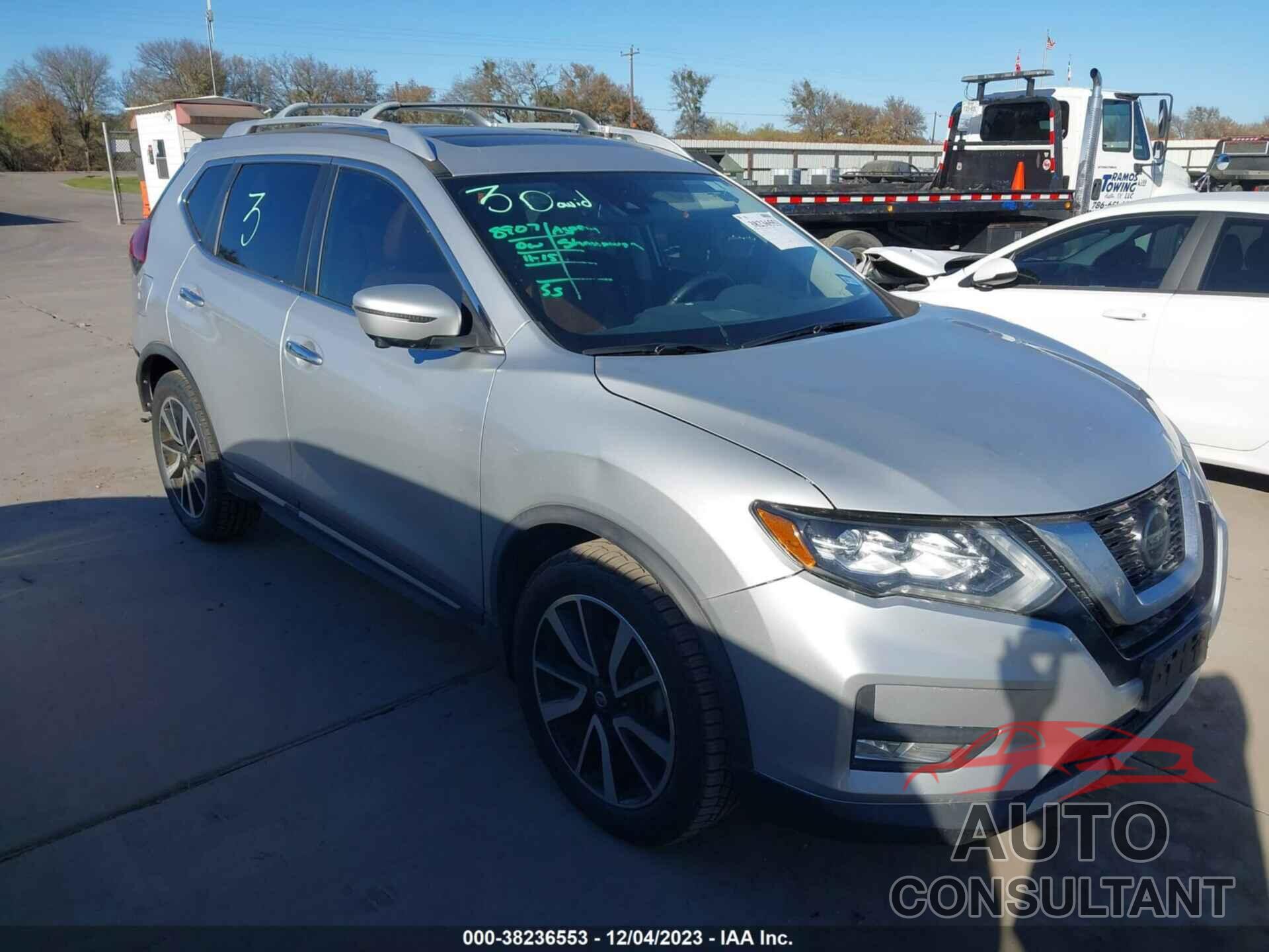 NISSAN ROGUE 2018 - JN8AT2MT1JW489345