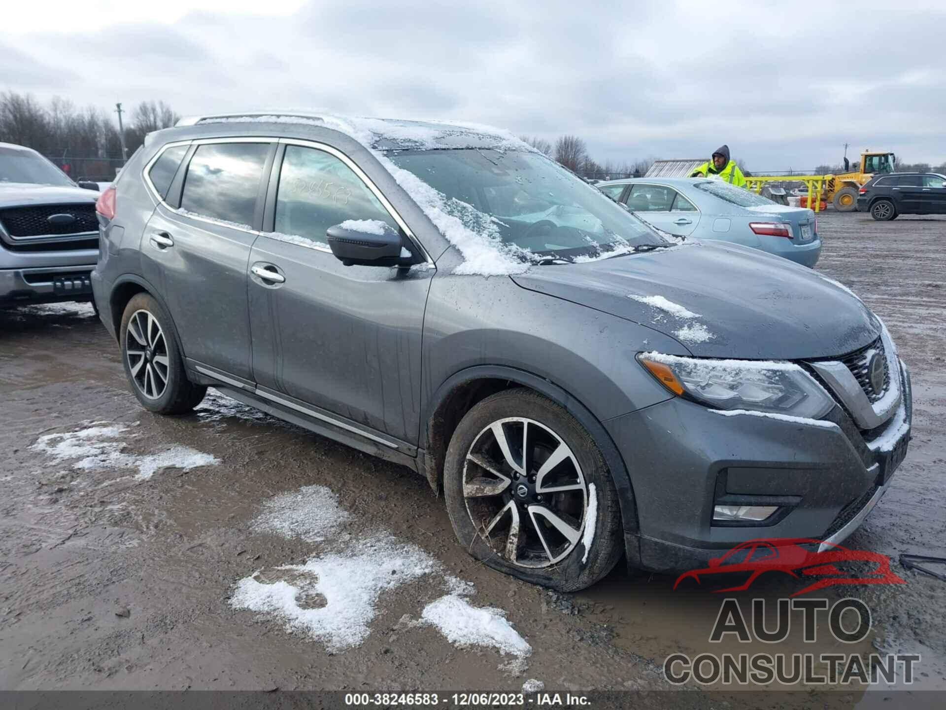 NISSAN ROGUE 2018 - JN8AT2MV0JW346839