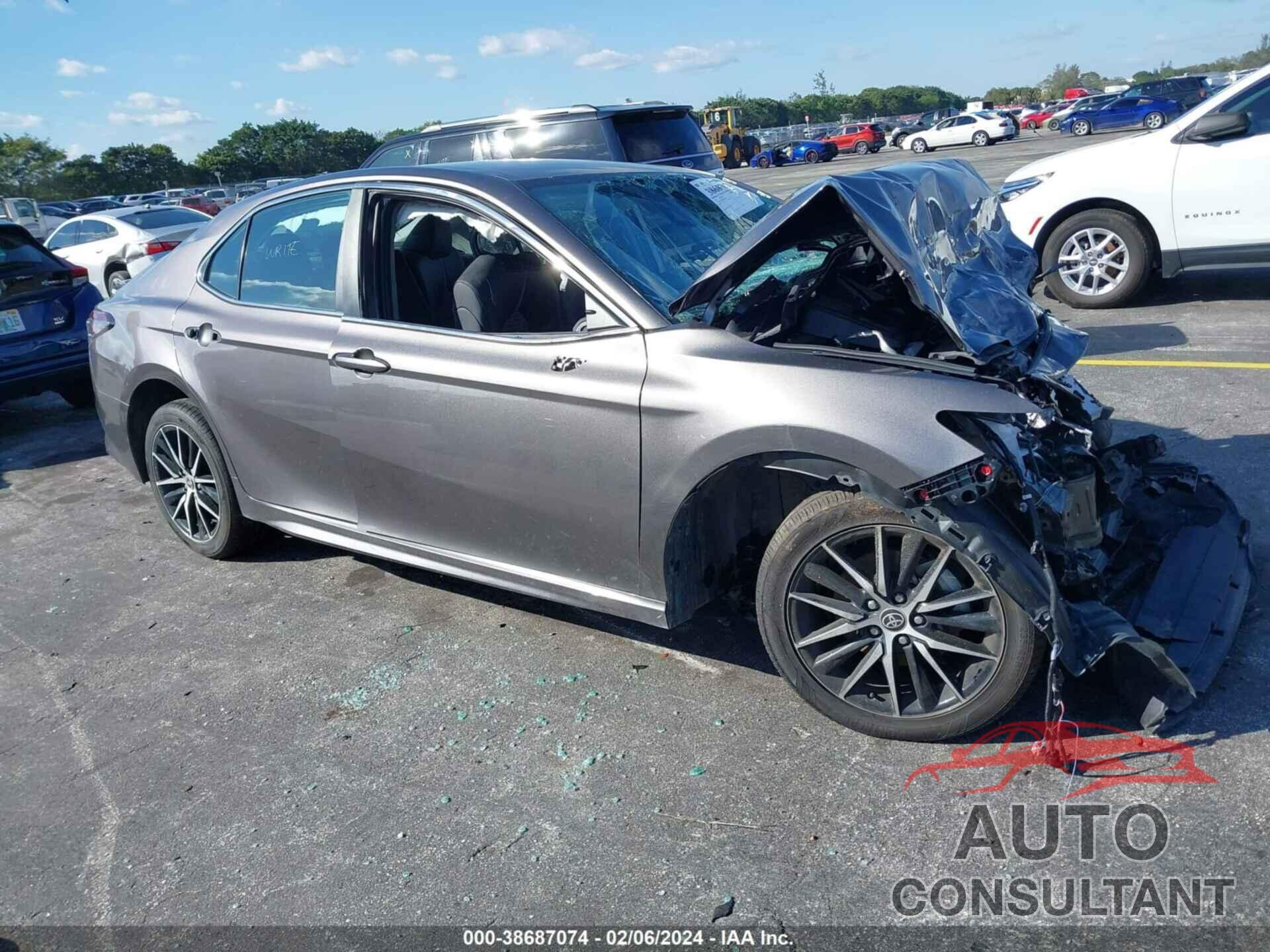 TOYOTA CAMRY 2022 - 4T1G11AK2NU678388