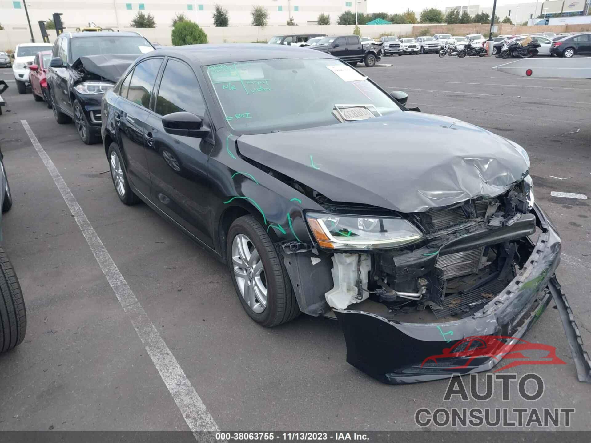 VOLKSWAGEN JETTA 2018 - 3VW2B7AJ1JM239118