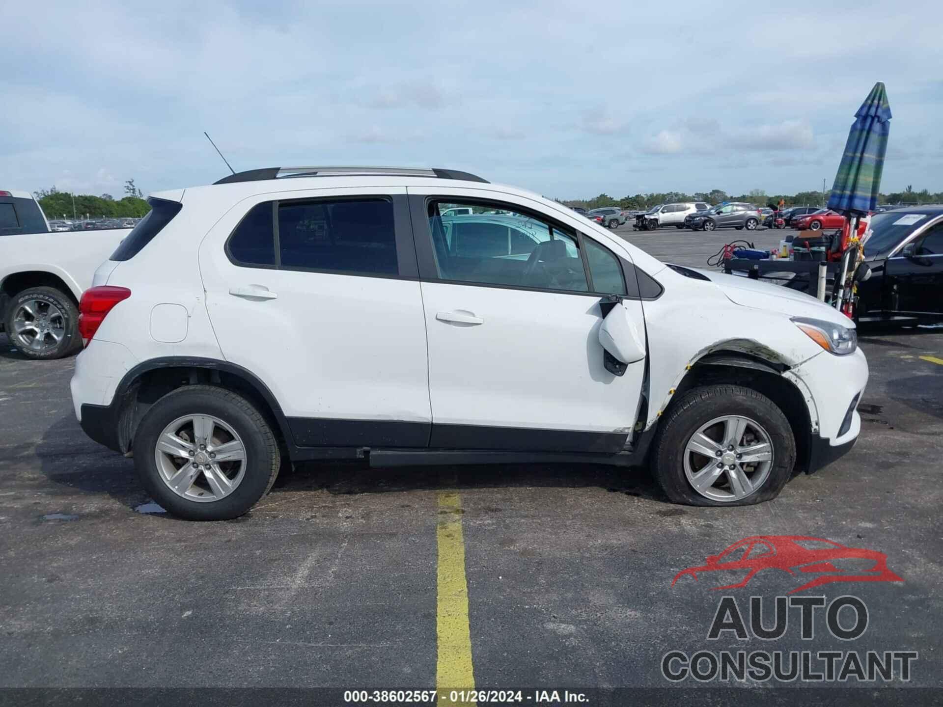 CHEVROLET TRAX 2021 - KL7CJPSM3MB364228