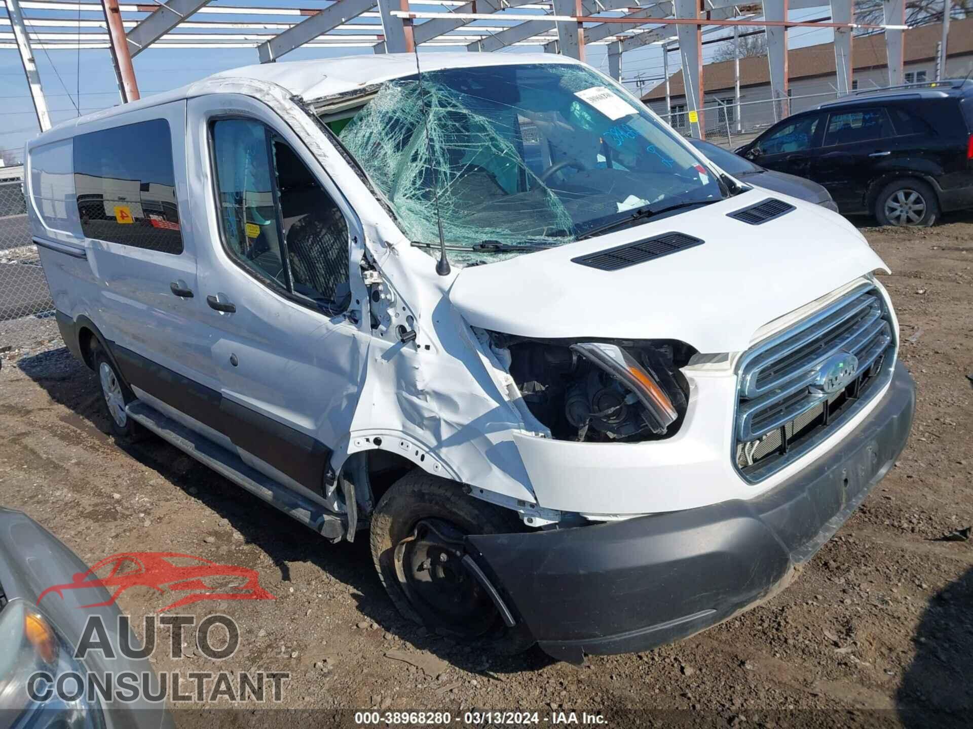 FORD TRANSIT-250 2019 - 1FTYR1YM2KKA56776