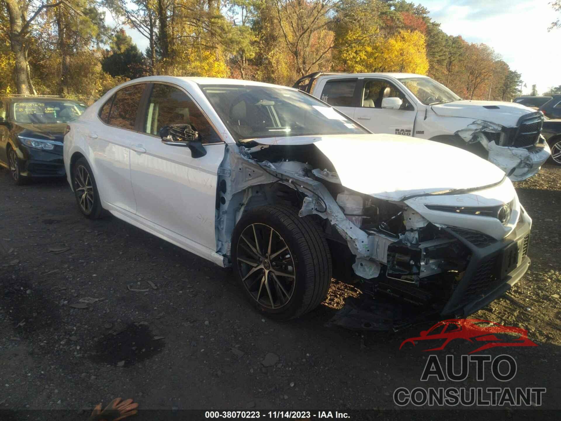 TOYOTA CAMRY 2023 - 4T1G11AK1PU816943