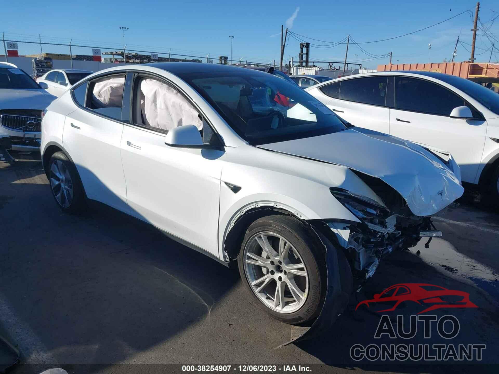 TESLA MODEL Y 2021 - 5YJYGDEE0MF094785