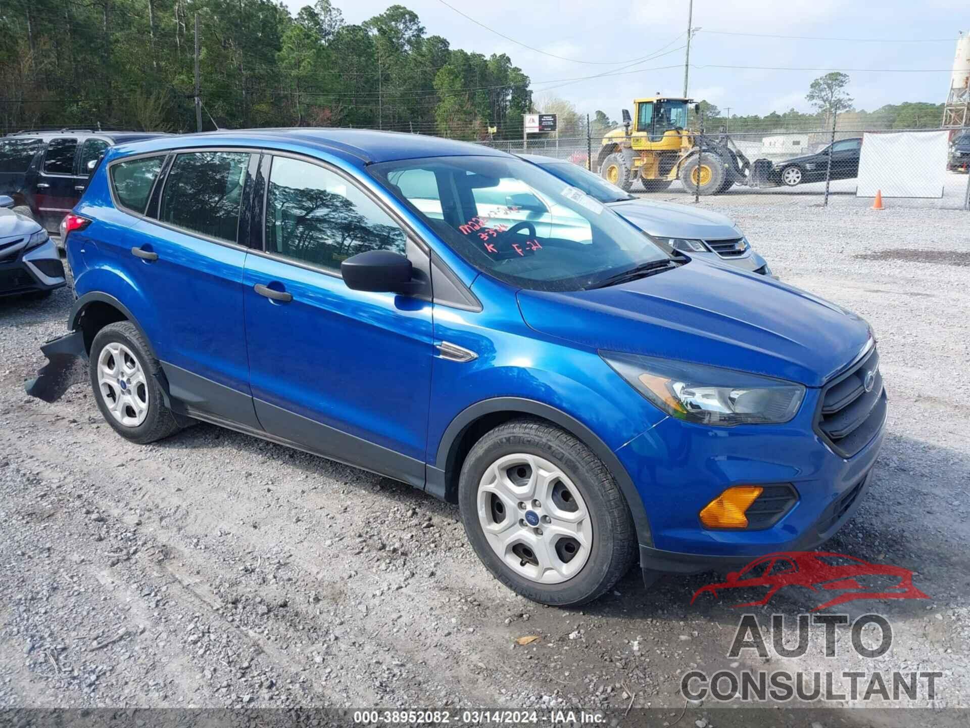 FORD ESCAPE 2018 - 1FMCU0F76JUA60909