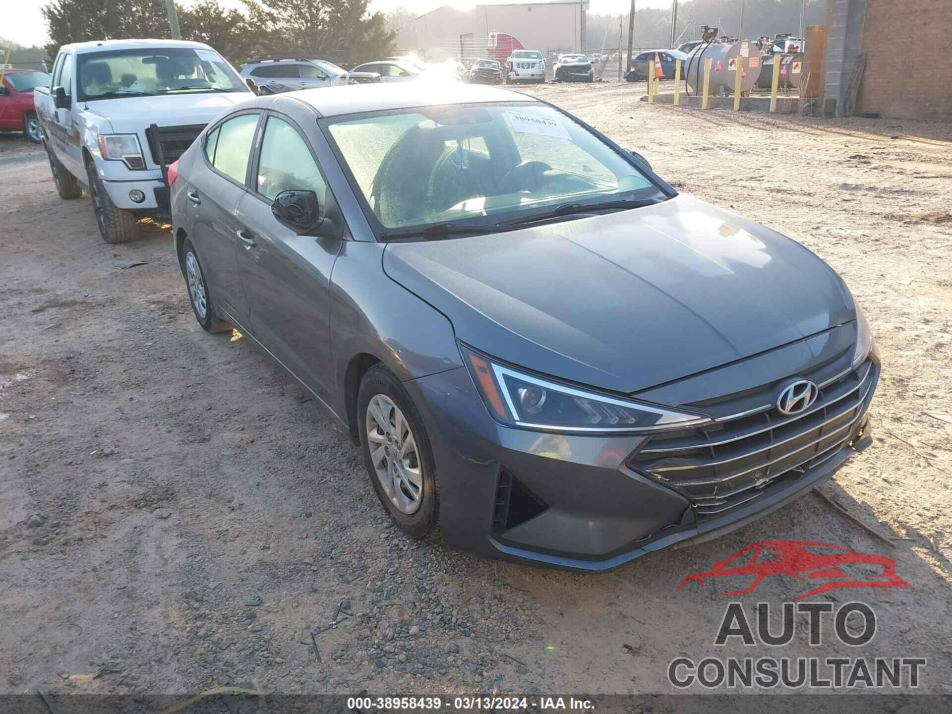 HYUNDAI ELANTRA 2019 - 5NPD74LF5KH479235
