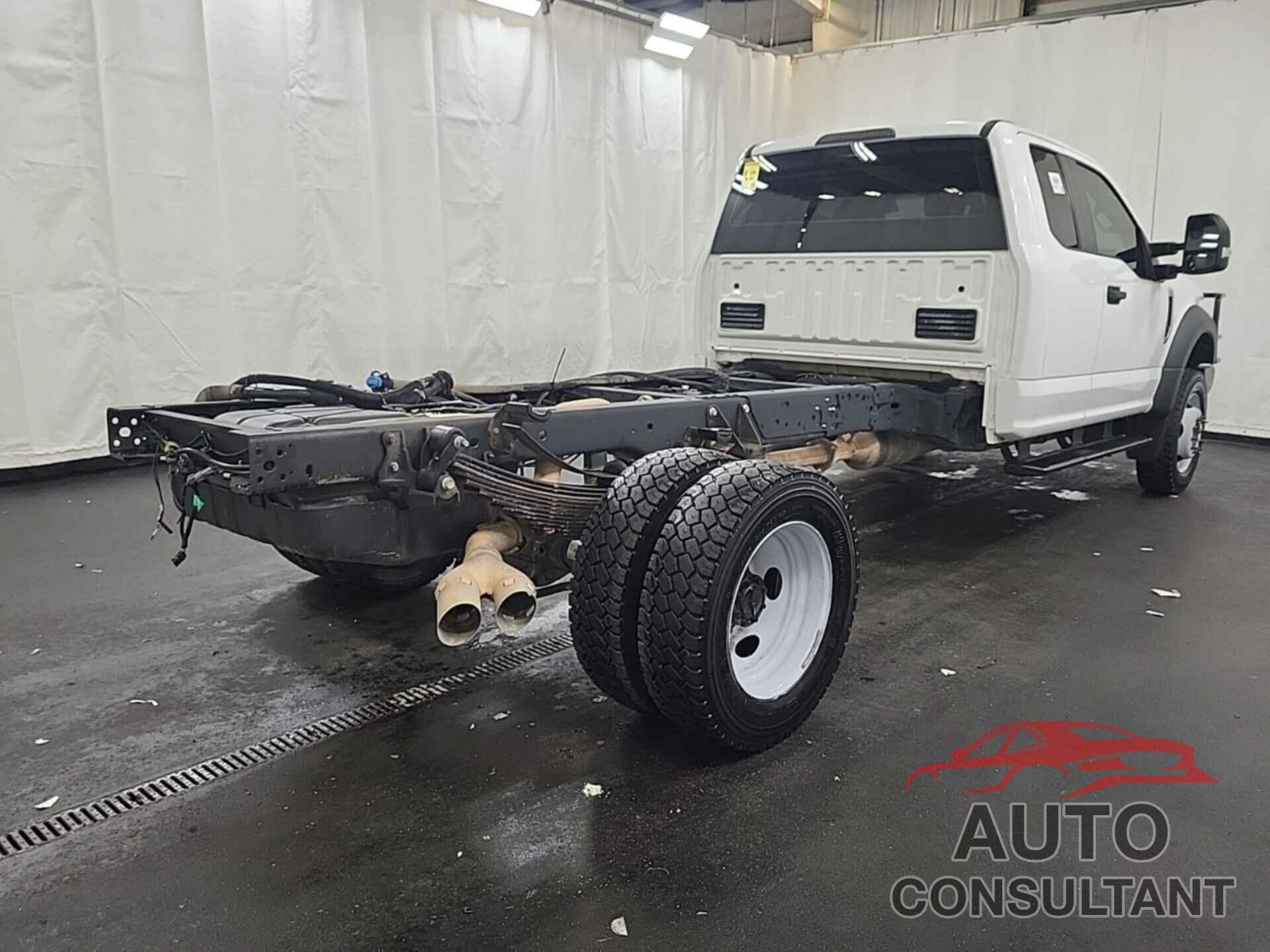 FORD F-550 CHASSIS 2019 - 1FD0X5HT9KEG80635