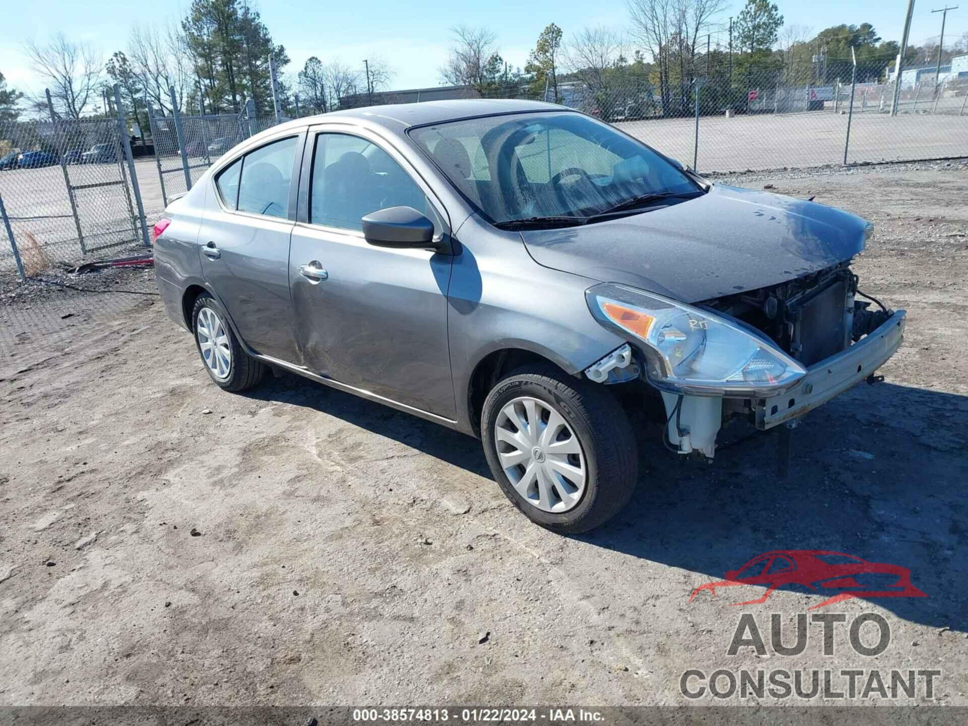 NISSAN VERSA 2018 - 3N1CN7AP8JL858553