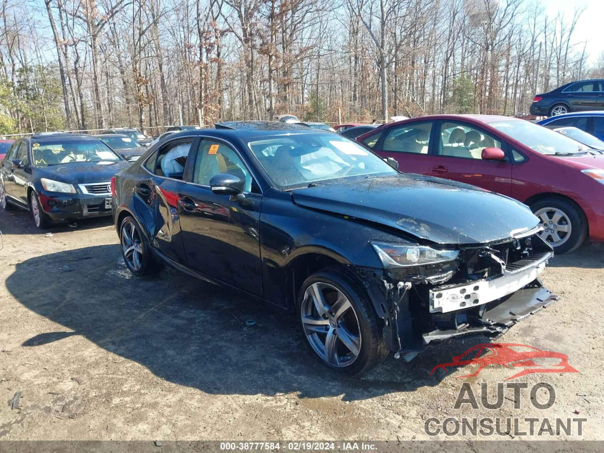 LEXUS IS 2018 - JTHC81D2XJ5027667