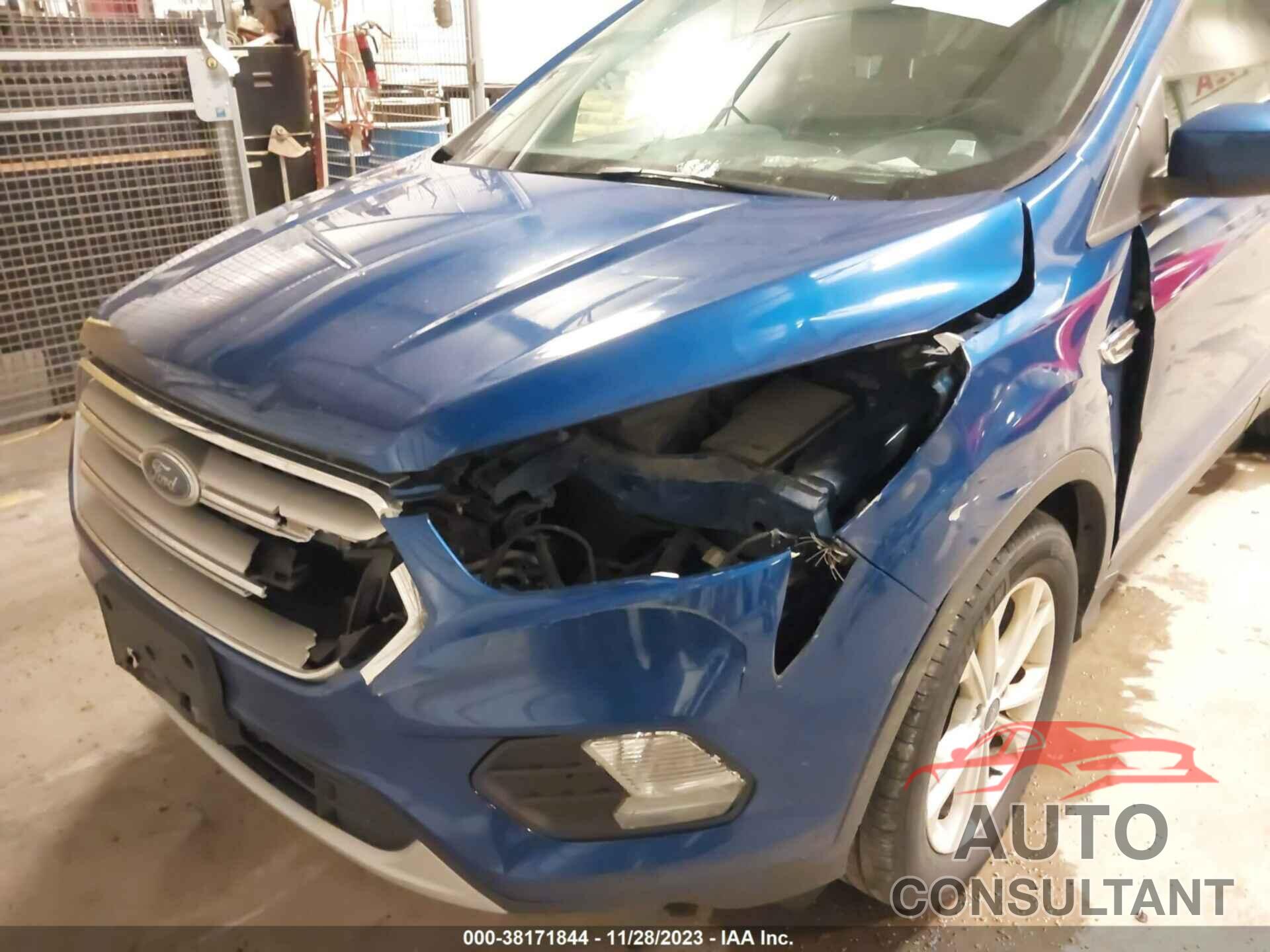 FORD ESCAPE 2017 - 1FMCU0GD7HUA99751