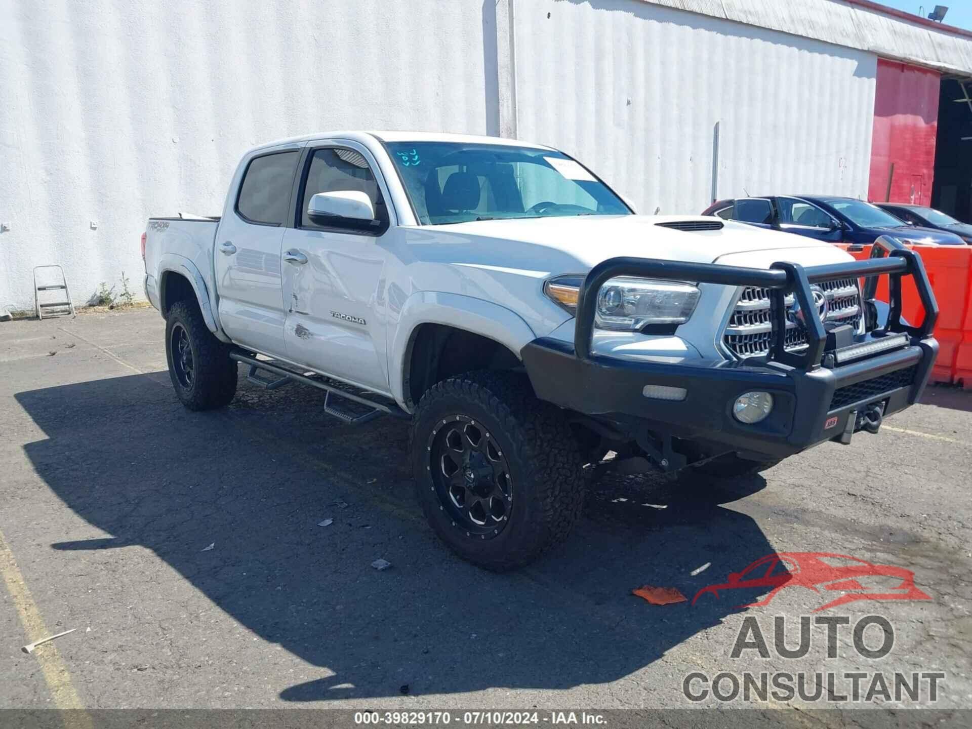 TOYOTA TACOMA 2016 - 3TMCZ5AN2GM032921