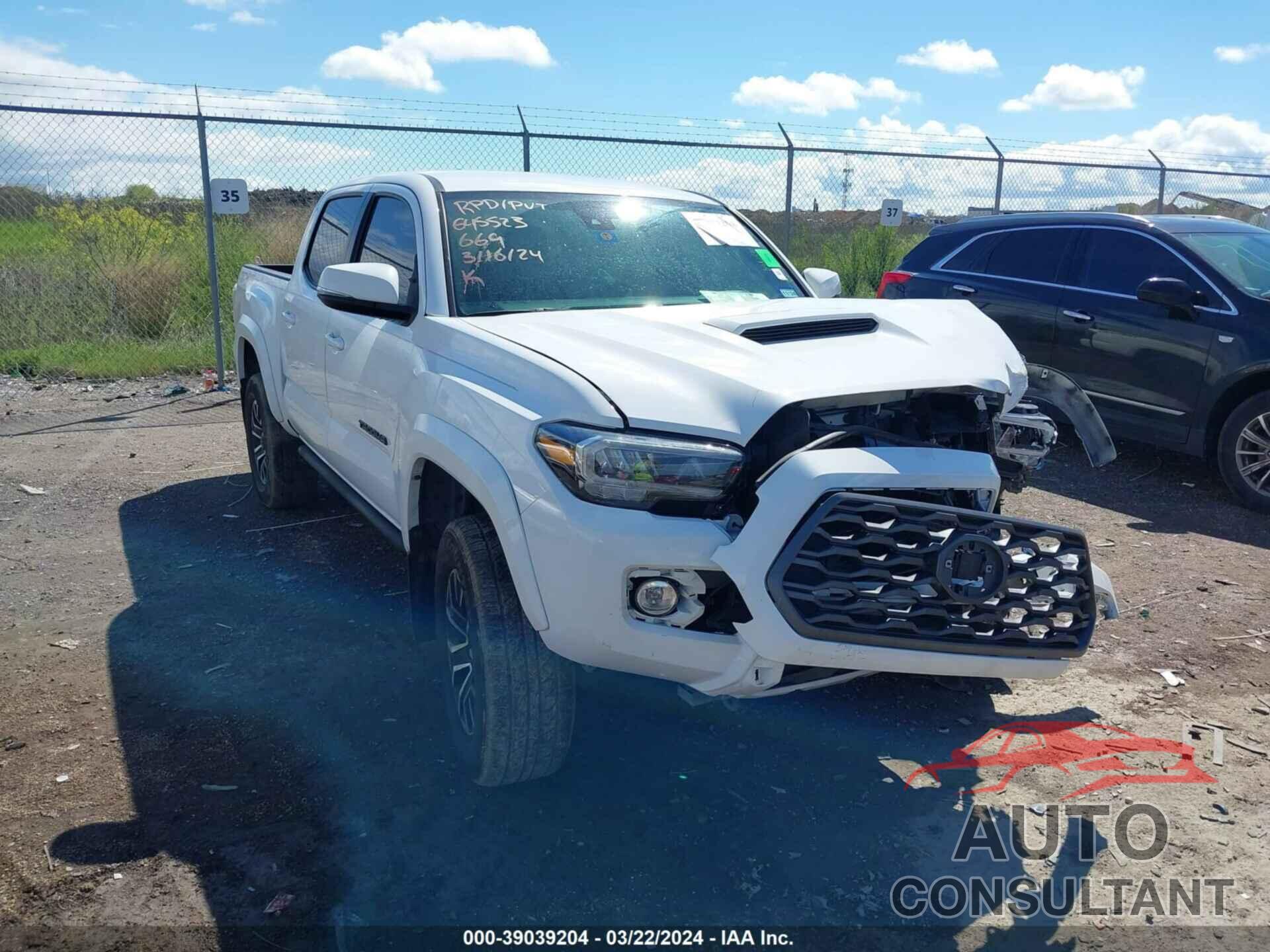 TOYOTA TACOMA 2021 - 5TFCZ5AN5MX245769