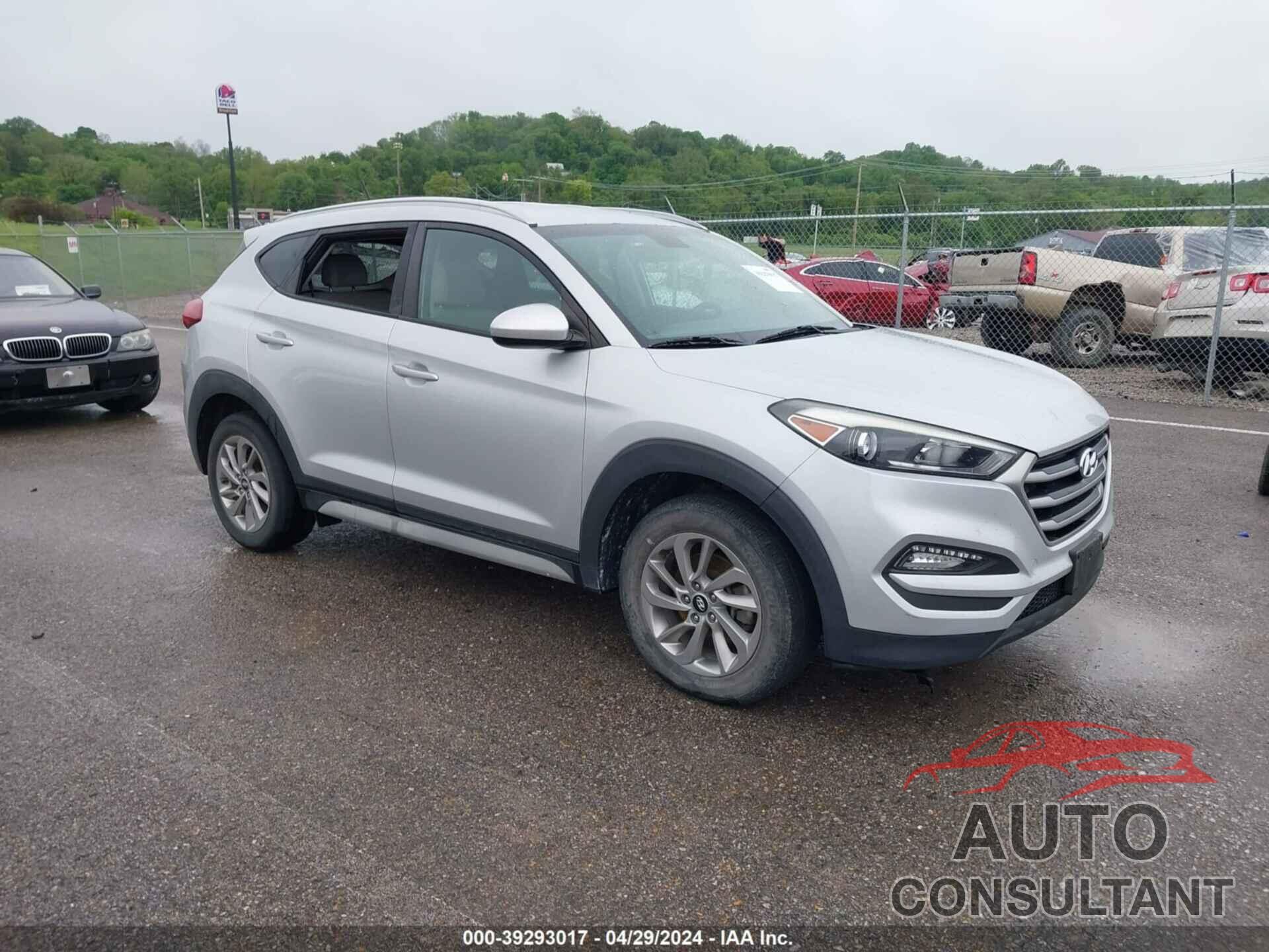 HYUNDAI TUCSON 2017 - KM8J3CA41HU390573