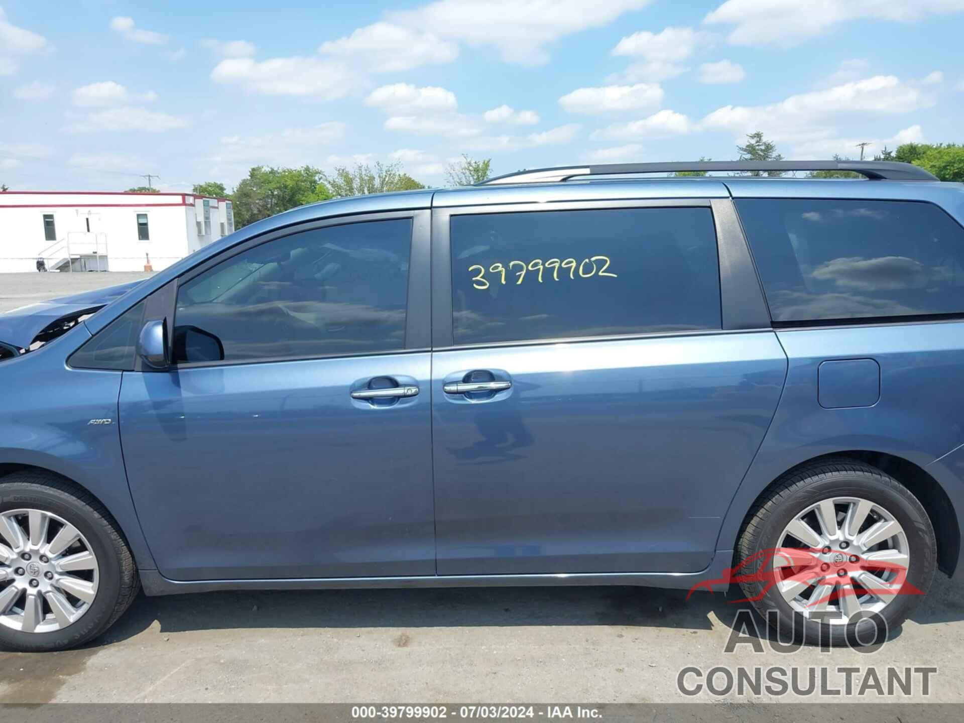 TOYOTA SIENNA 2017 - 5TDDZ3DC8HS173318