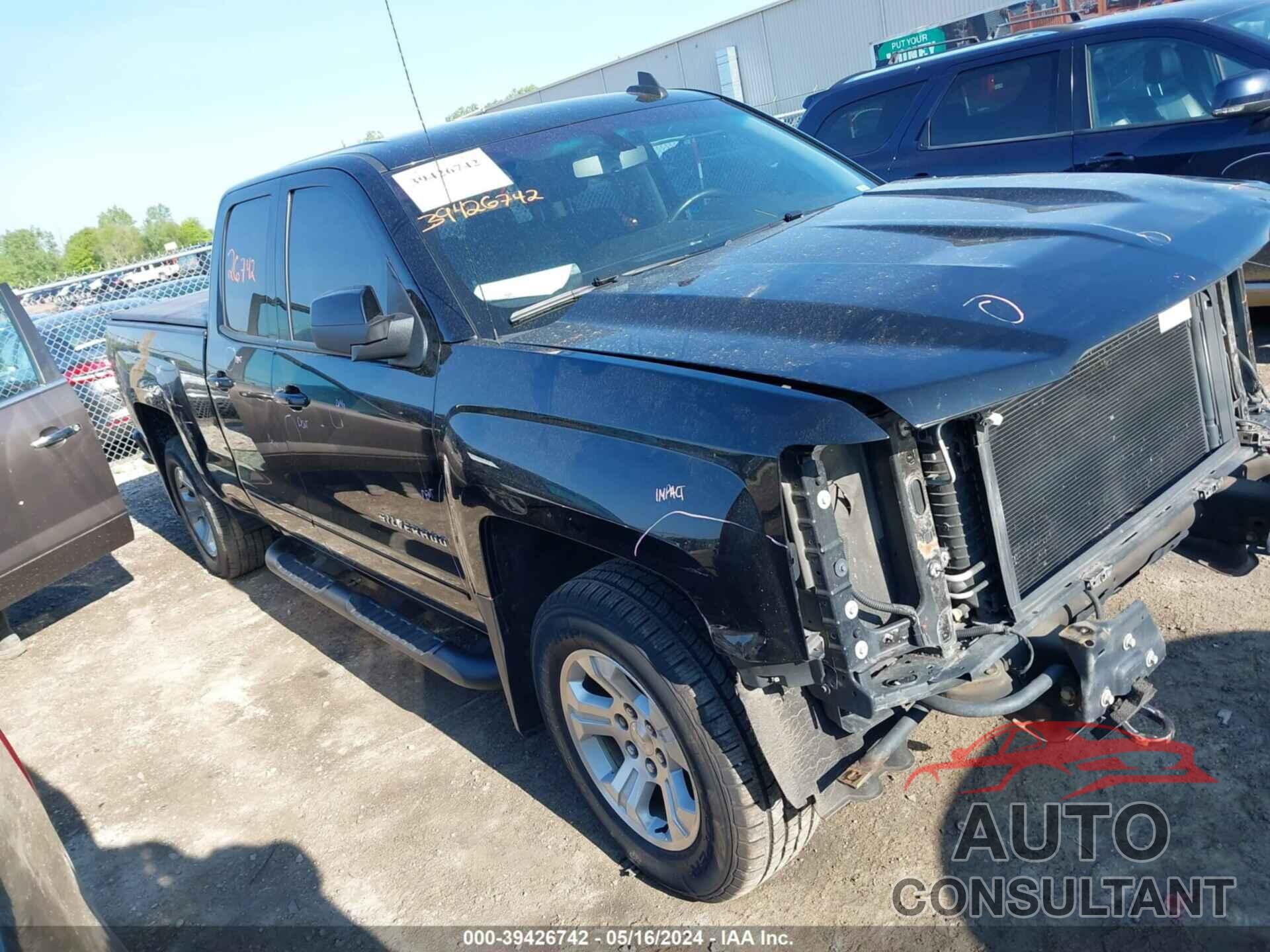 CHEVROLET SILVERADO 1500 2018 - 1GCVKREC9JZ360999