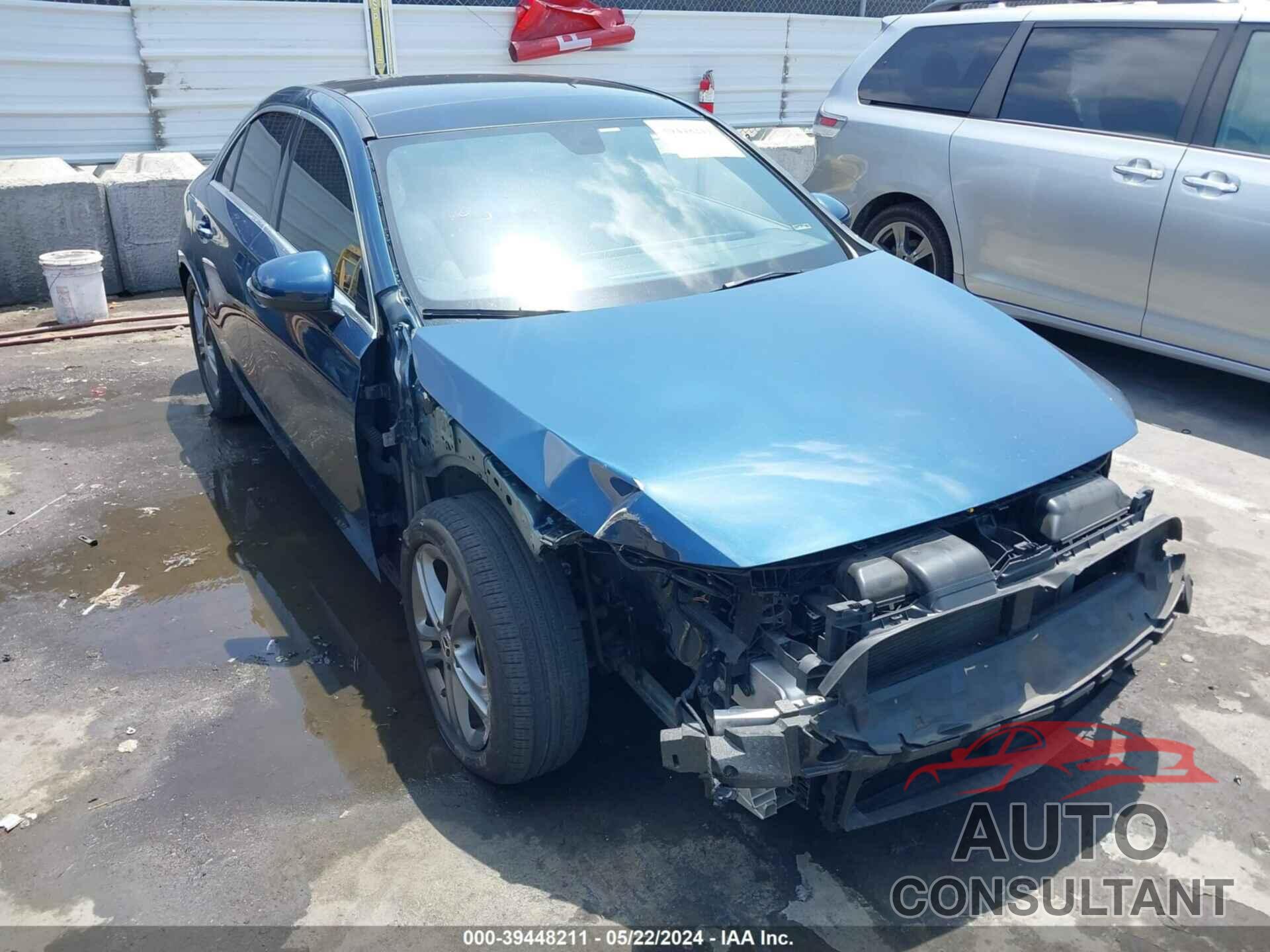 MERCEDES-BENZ A 220 2020 - W1K3G4EB5LJ232169