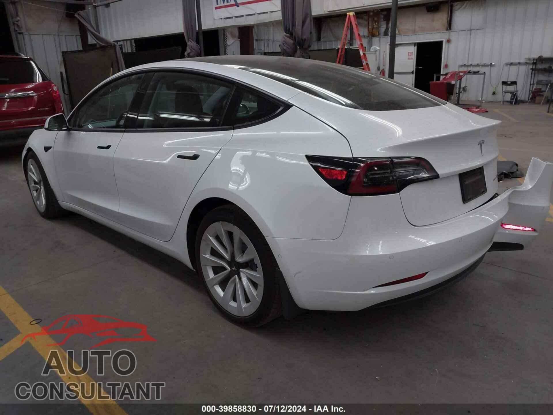 TESLA MODEL 3 2021 - 5YJ3E1EB8MF050750