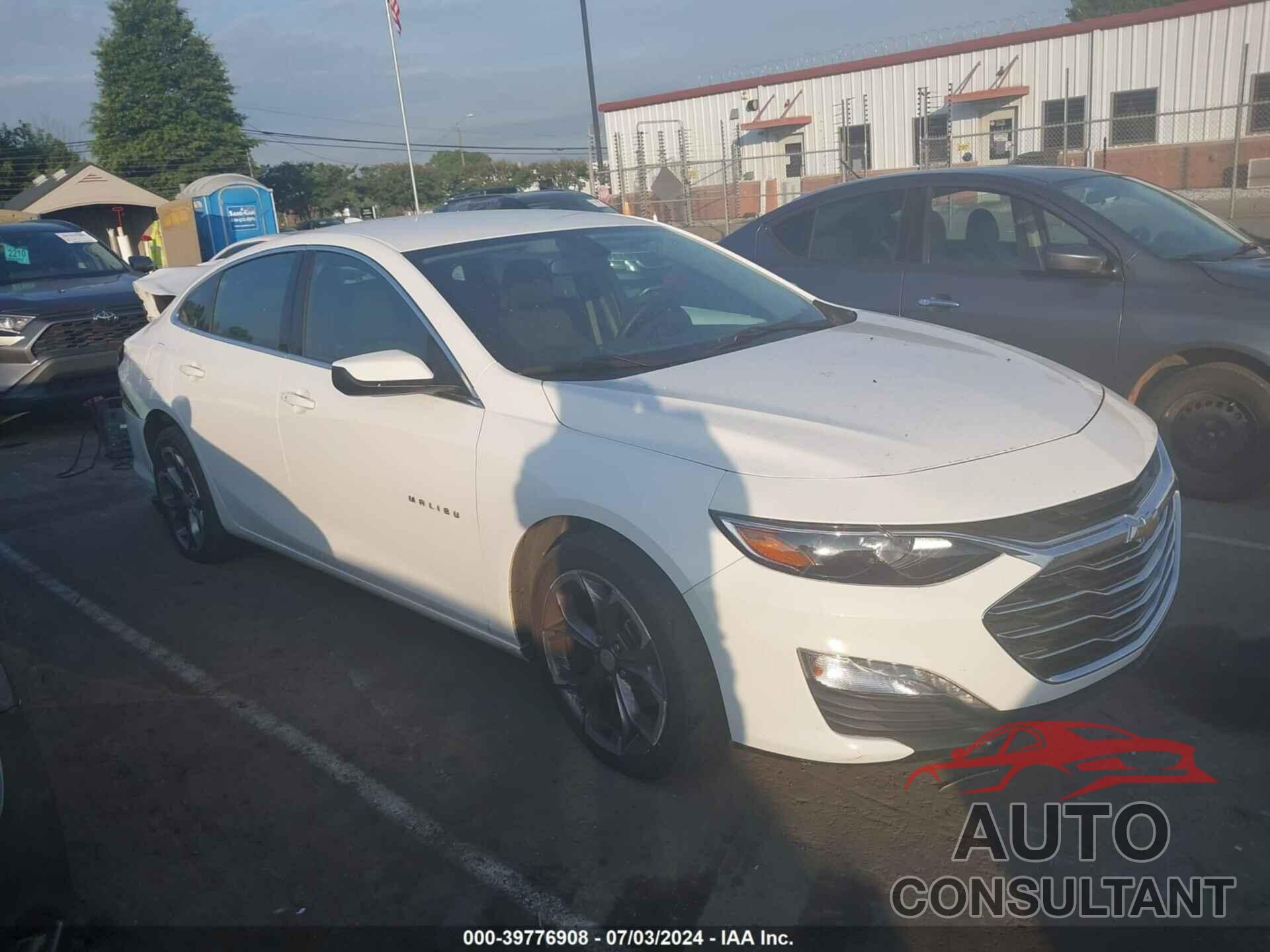 CHEVROLET MALIBU 2021 - 1G1ZD5ST3MF007858