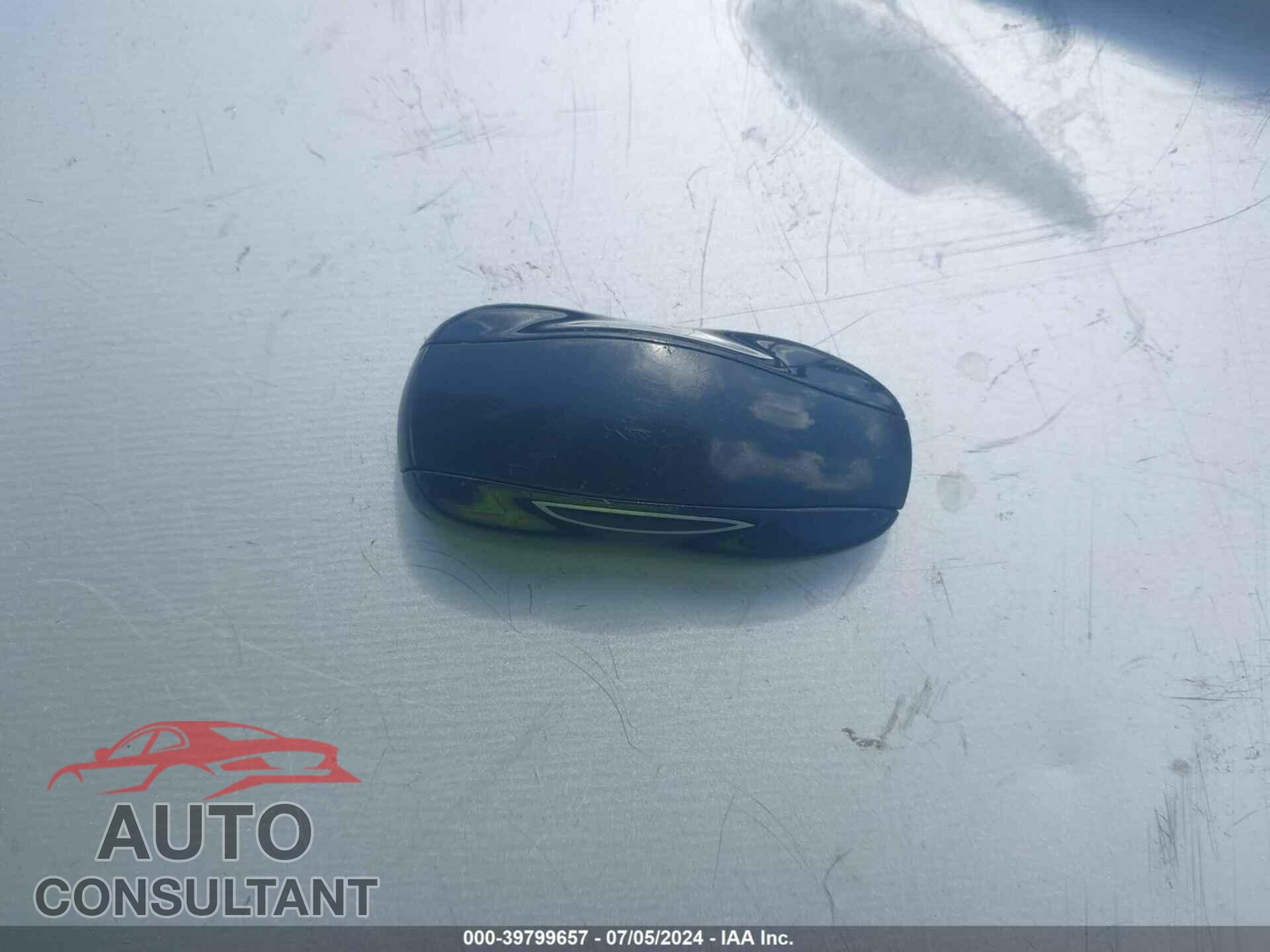 TESLA MODEL S 2017 - 5YJSA1E16HF209639