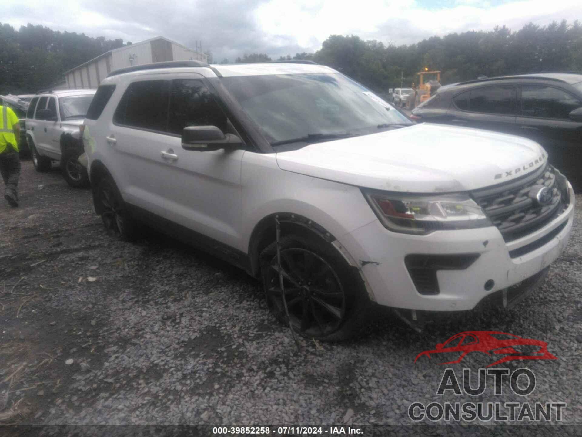 FORD EXPLORER 2018 - 1FM5K8D86JGA75658