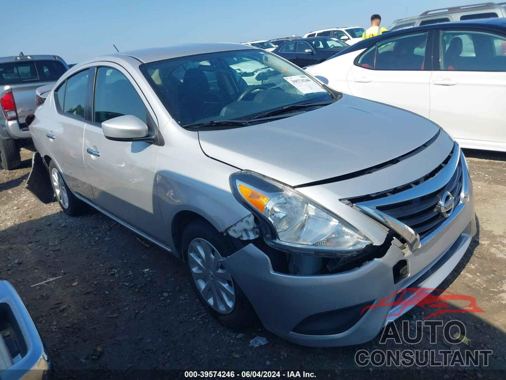 NISSAN VERSA 2019 - 3N1CN7APXKL844641