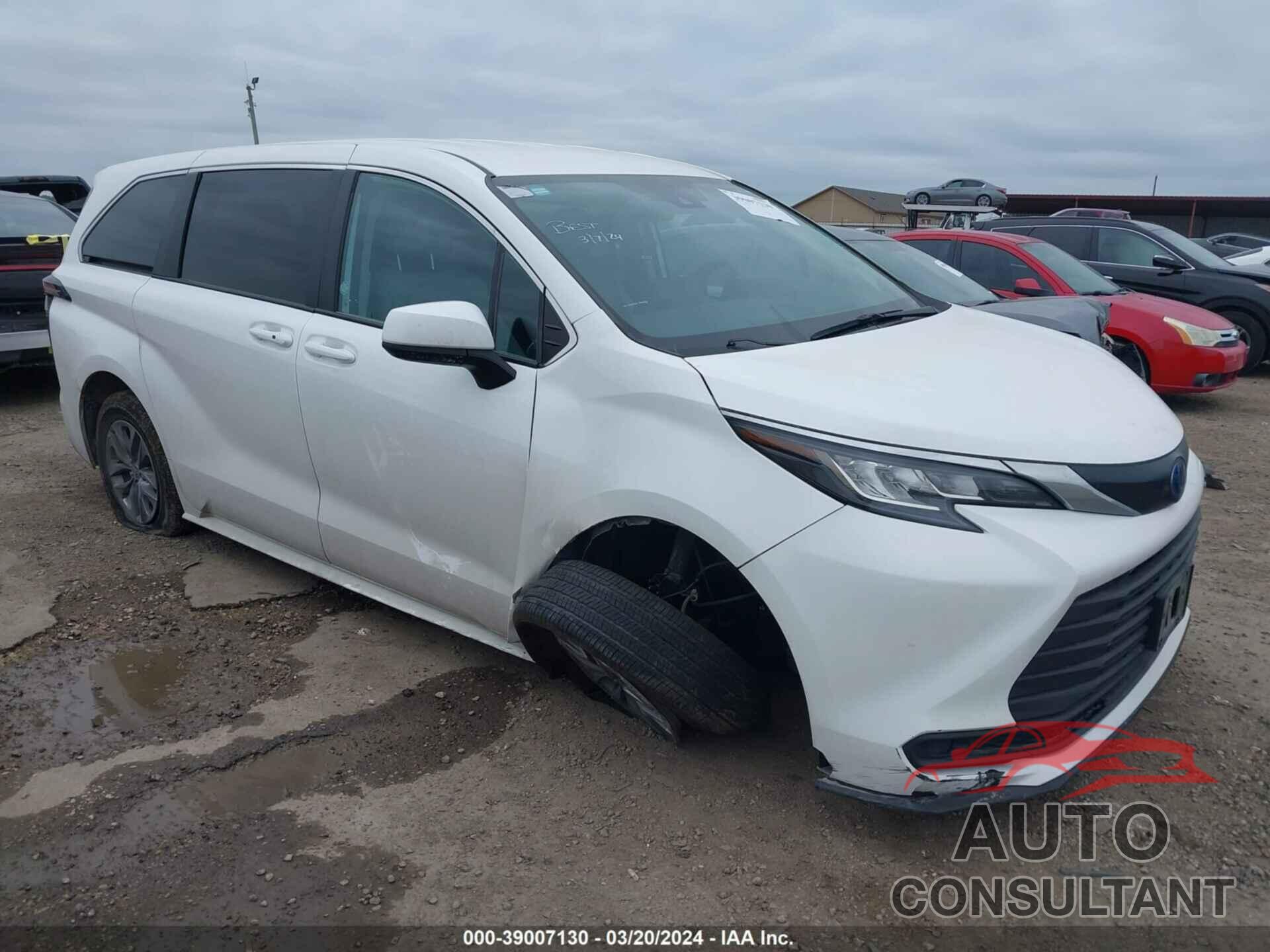 TOYOTA SIENNA 2023 - 5TDKRKEC4PS161651