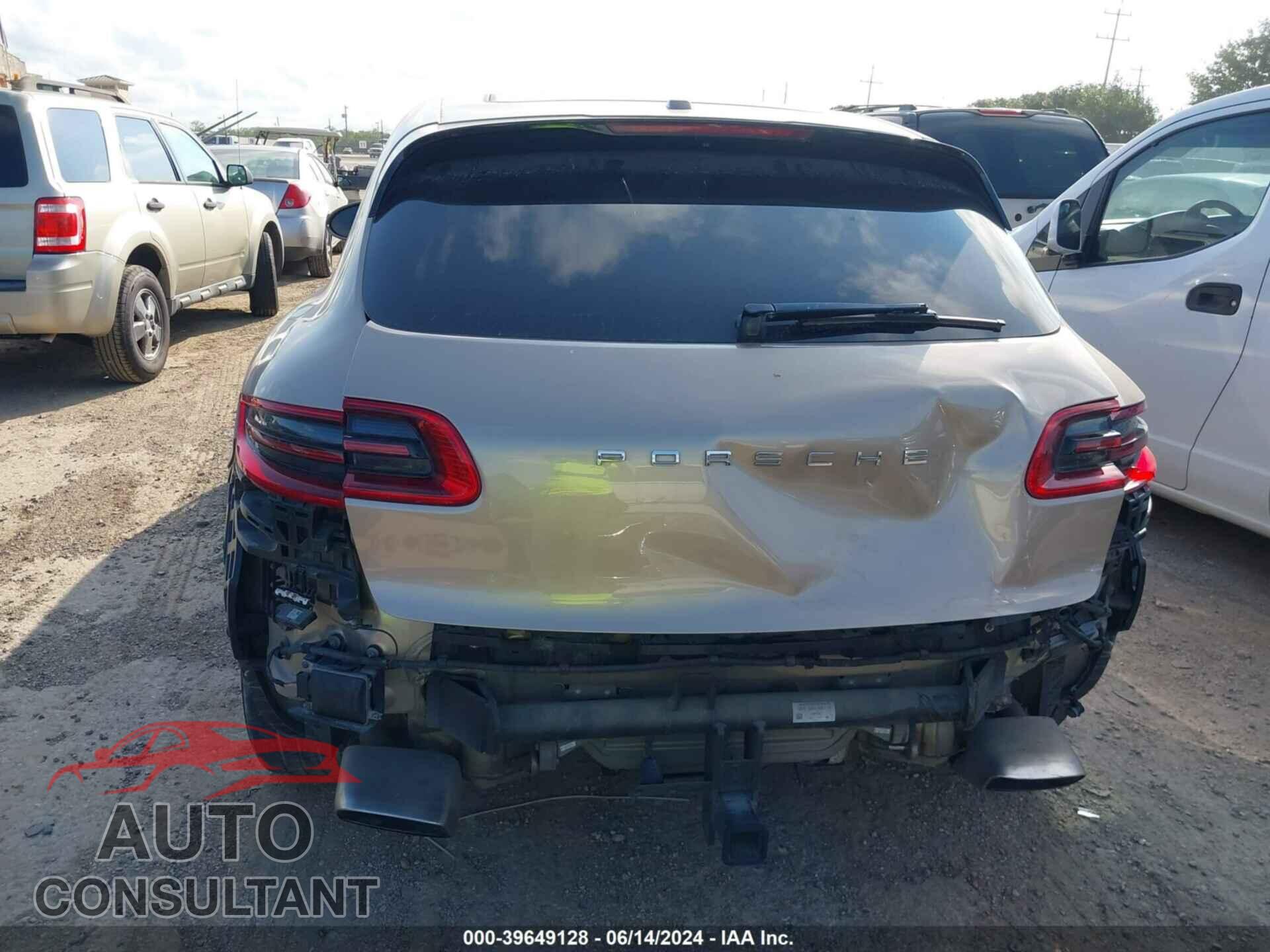 PORSCHE MACAN 2017 - WP1AA2A52HLB06871