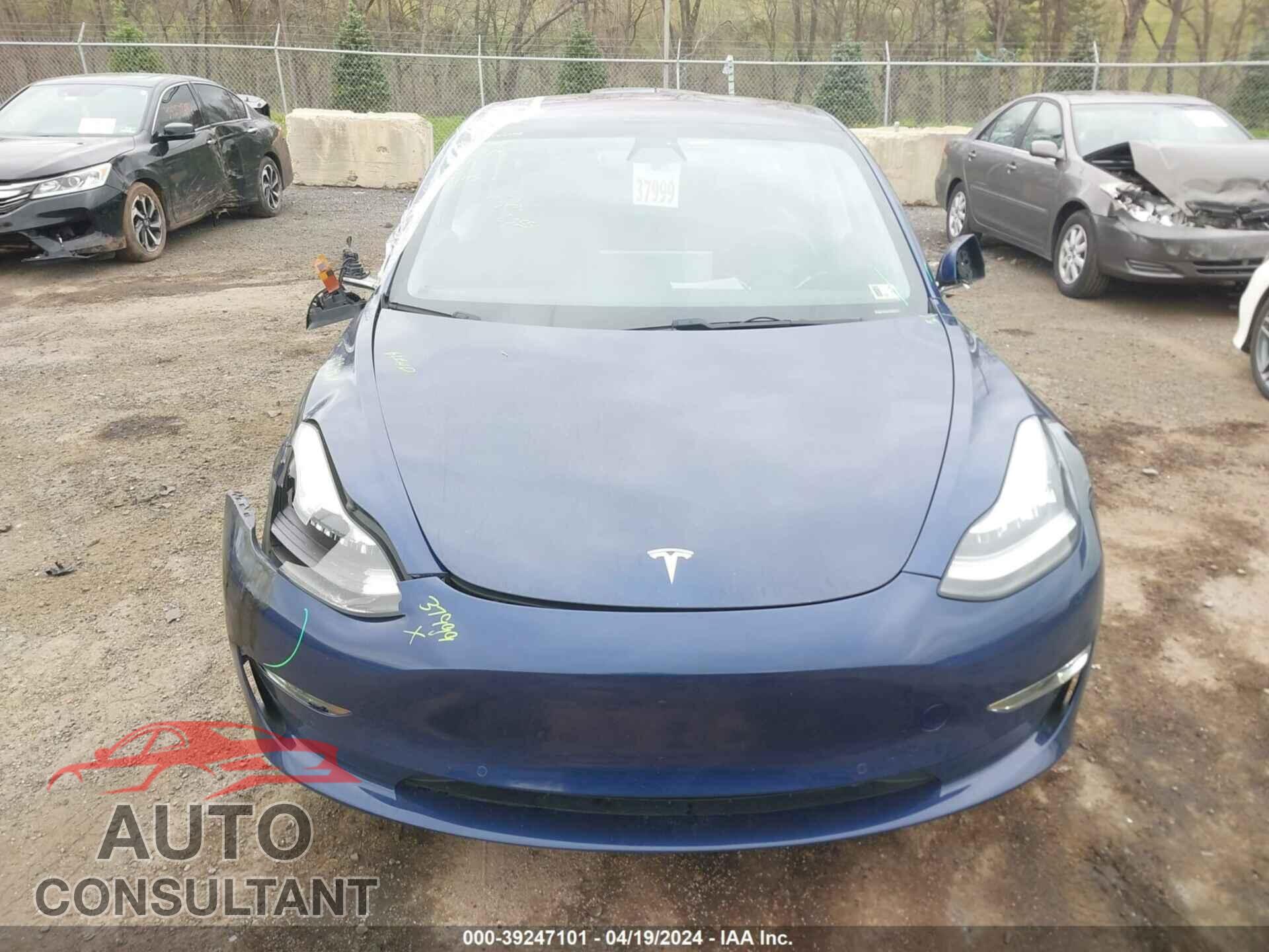 TESLA MODEL 3 2018 - 5YJ3E1EA7JF077893