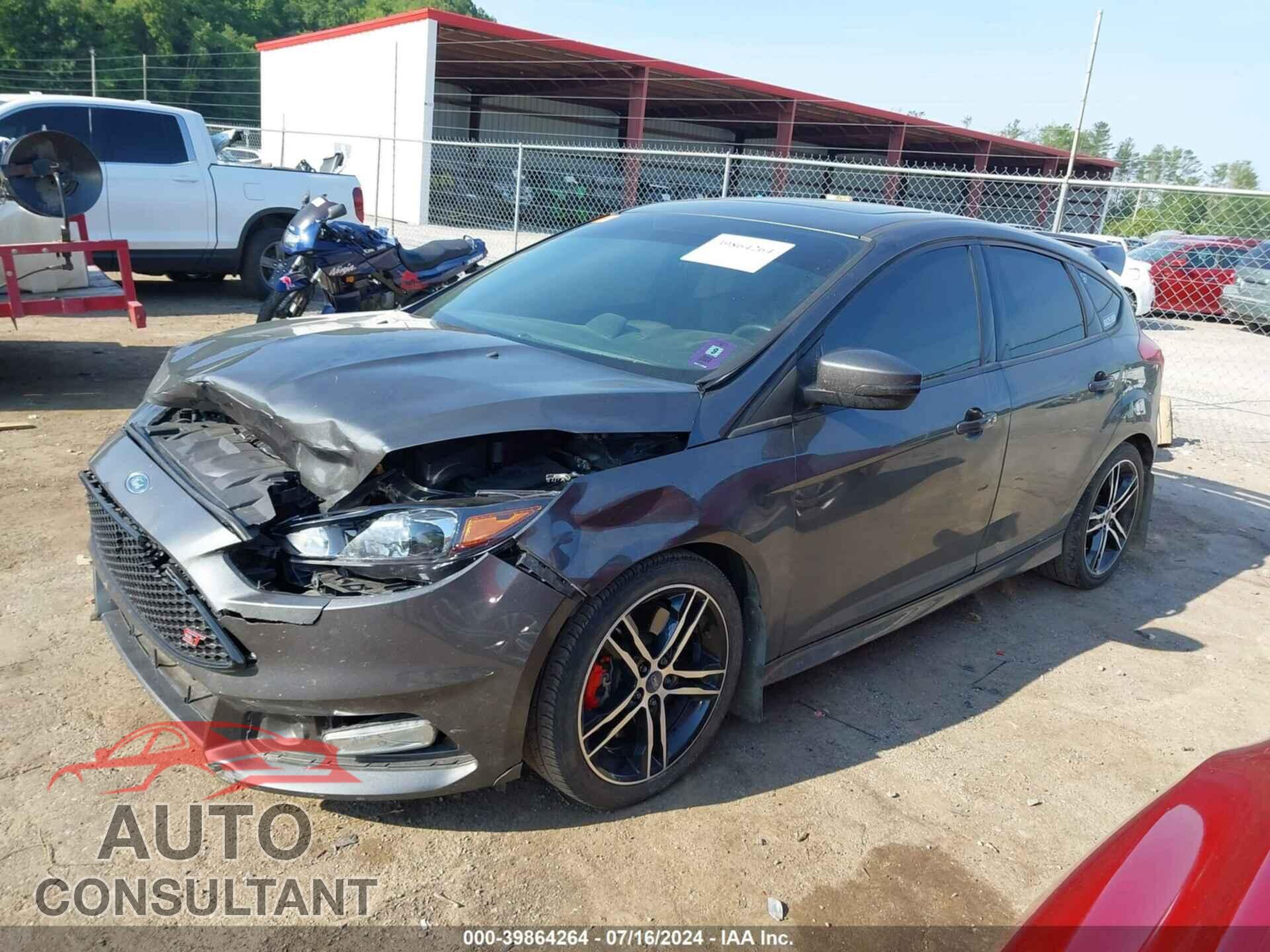 FORD FOCUS ST 2018 - 1FADP3L92JL284245