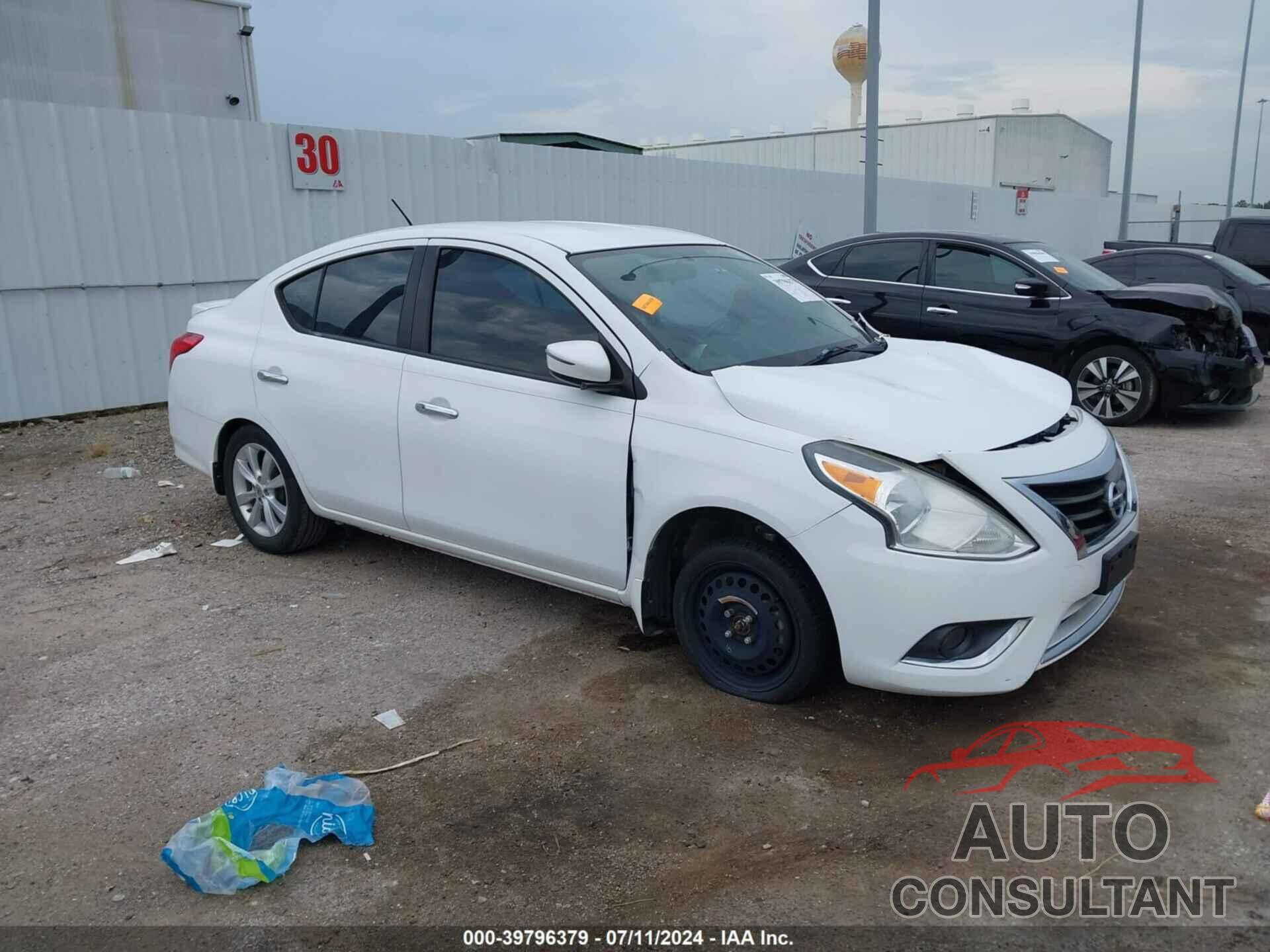 NISSAN VERSA 2016 - 3N1CN7AP7GL826461